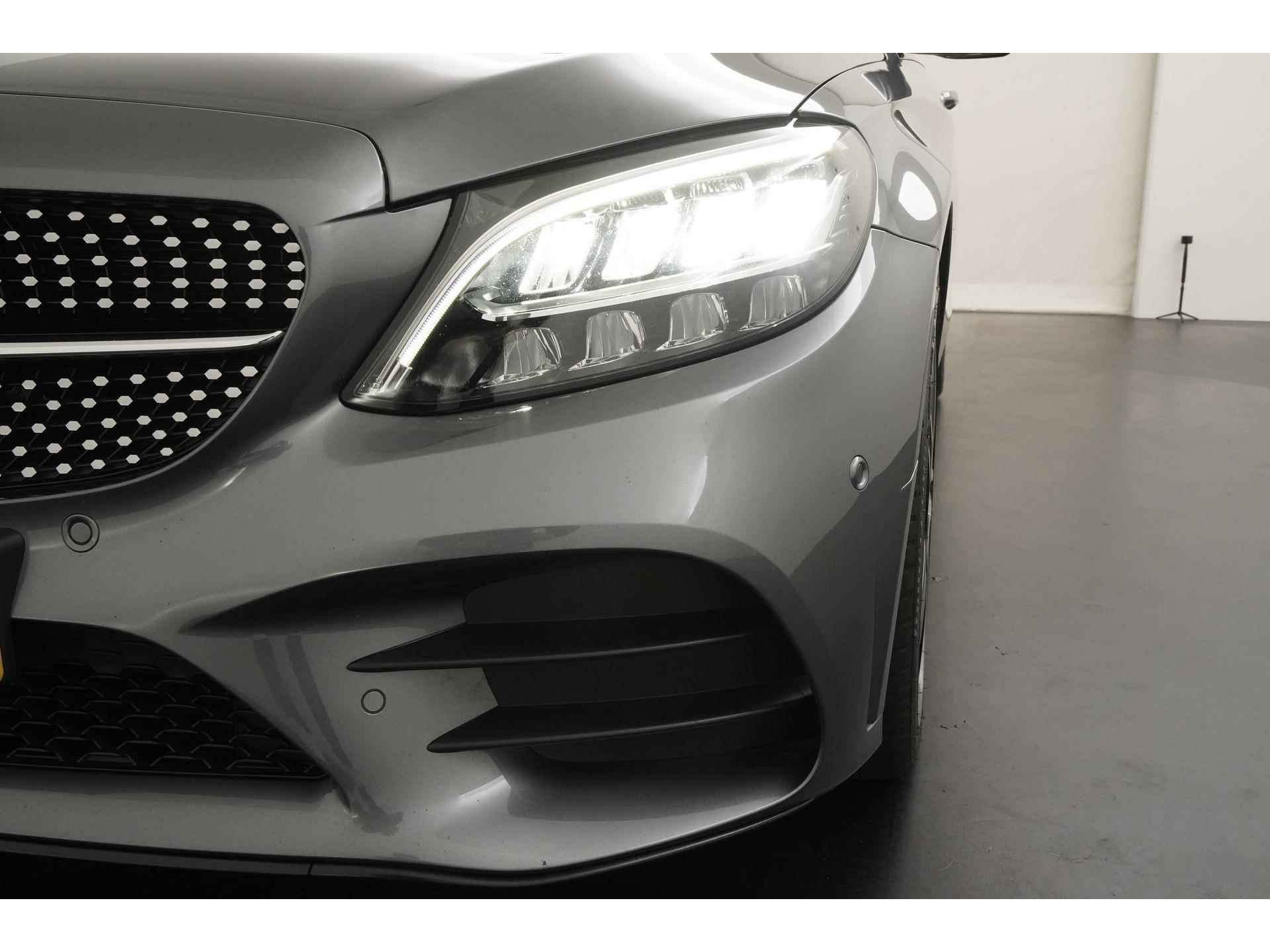 Mercedes-Benz C-Klasse Estate 180 AMG Night | Panoramadak | Leder | Camera | Carplay |  Zondag Open! - 23/48