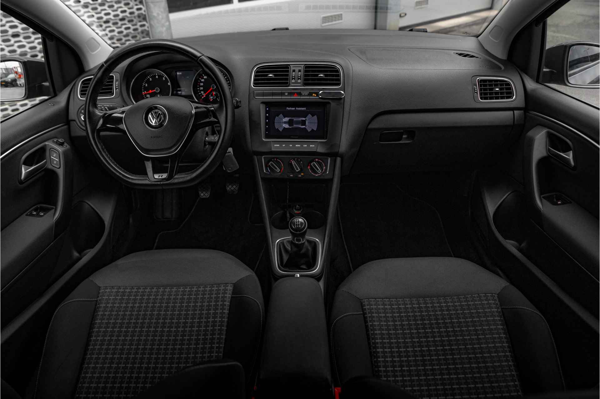 Volkswagen Polo 1.0 First Edition | - 7/26