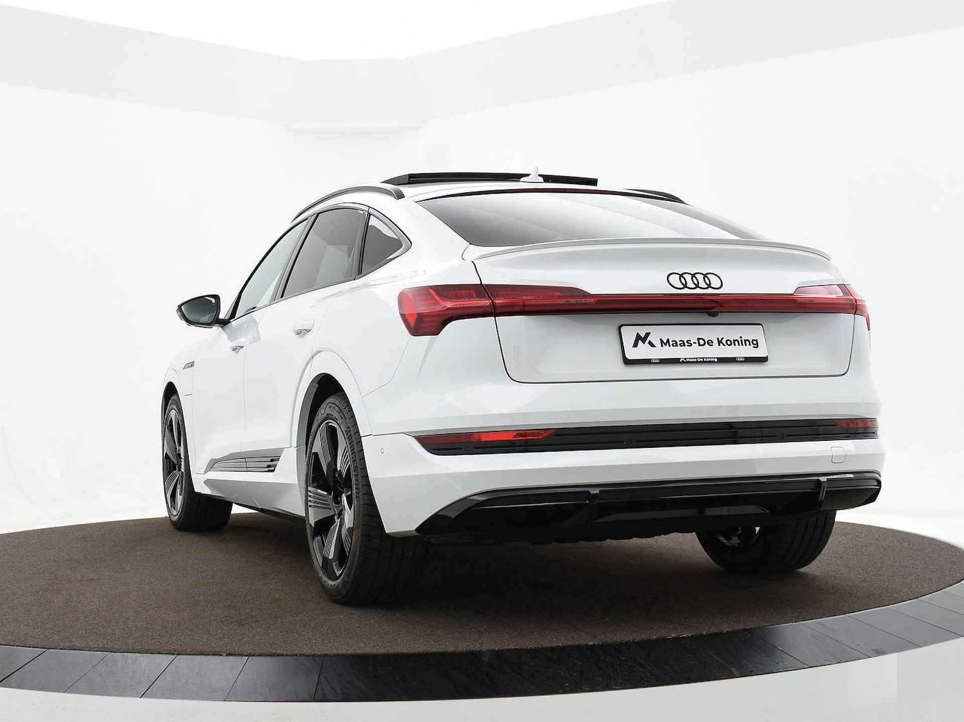 Audi e-tron Sportback 50 Quattro 313pk S Edition | 8% Bijtelling | Panoramadak | 360 Camera | Head-up Display | Keyless Entry &Go | Matrix Led | Assistentiepakket Tour · TOPDEAL - 9/35