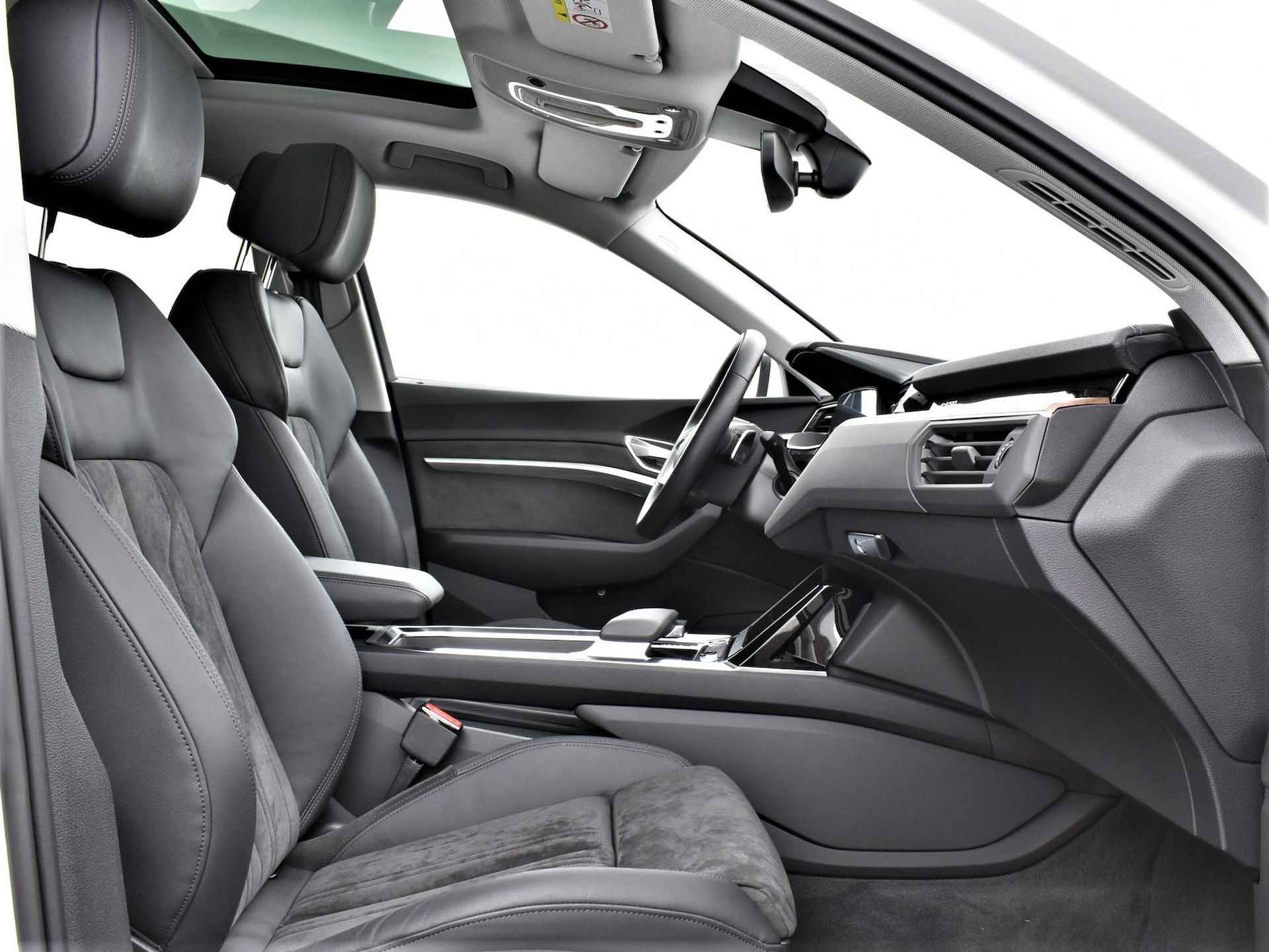 Audi e-tron Sportback 50 Quattro 313pk S Edition | 8% Bijtelling | Panoramadak | 360 Camera | Head-up Display | Keyless Entry &Go | Matrix Led | Assistentiepakket Tour · TOPDEAL - 13/35