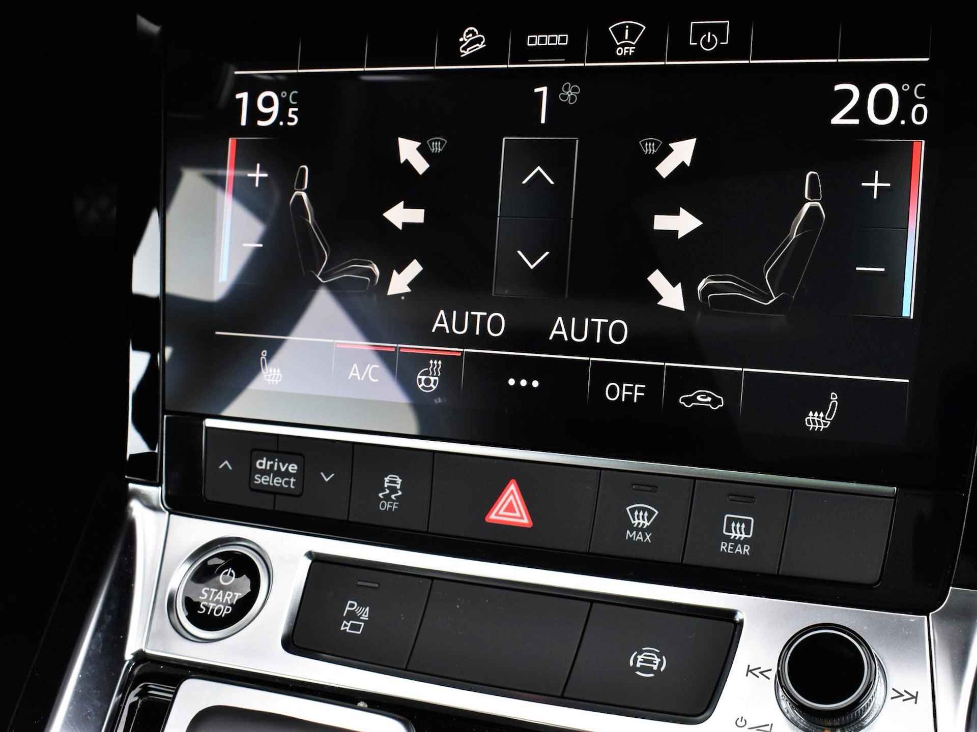Audi e-tron Sportback 50 Quattro 313pk S Edition | 8% Bijtelling | Panoramadak | 360 Camera | Head-up Display | Keyless Entry &Go | Matrix Led | Assistentiepakket Tour · TOPDEAL - 33/35