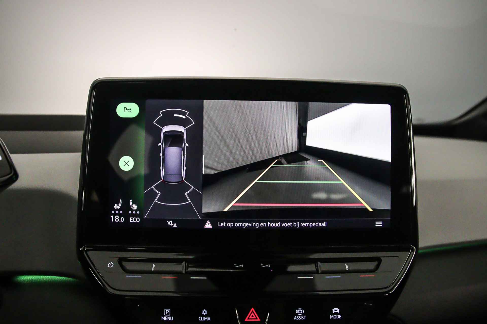 Volkswagen ID.3 1st Max 204pk Automaat Adaptive cruise control, Panoramadak, Navigatie, Achteruitrijcamera, LED matrix koplampen, Elektrisch verstelbare voorstoelen, Stoelverwarming, Parkeersensoren, Stuurwiel verwarmd - 29/43