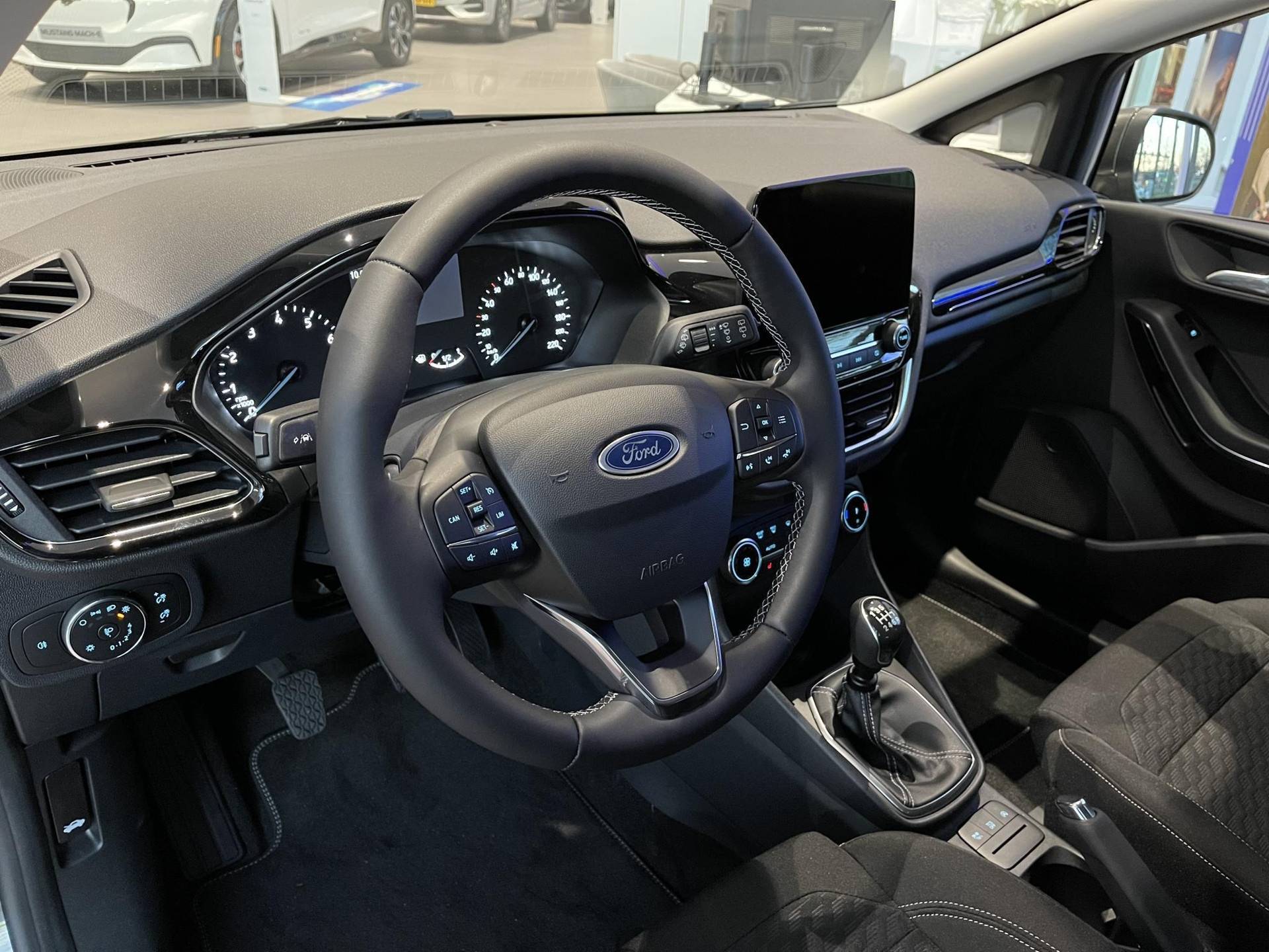 Ford Fiesta 1.0 EcoBoost Hybrid Titanium | Nieuw te bestellen | - 11/23