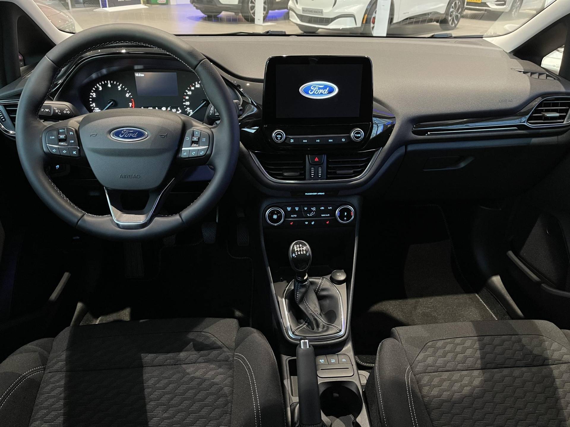 Ford Fiesta 1.0 EcoBoost Hybrid Titanium | Nieuw te bestellen | - 12/23