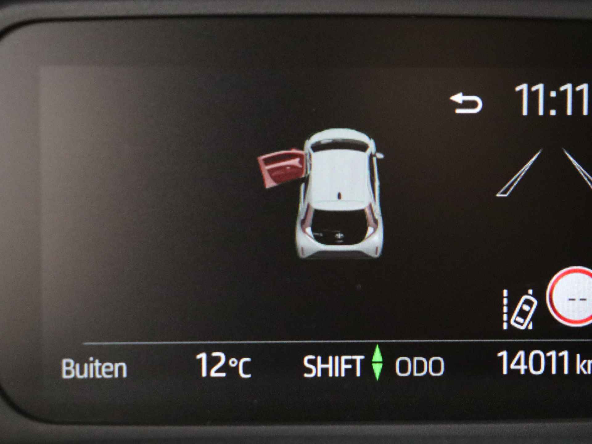 Toyota Aygo X 1.0 VVT-i MT first I Apple Carplay/Android Auto I Climate Control | LED I Camera I USB I 5 Deurs I Zuinig I 1e Eigenaar I LOUWMAN Onderhouden I - 7/40