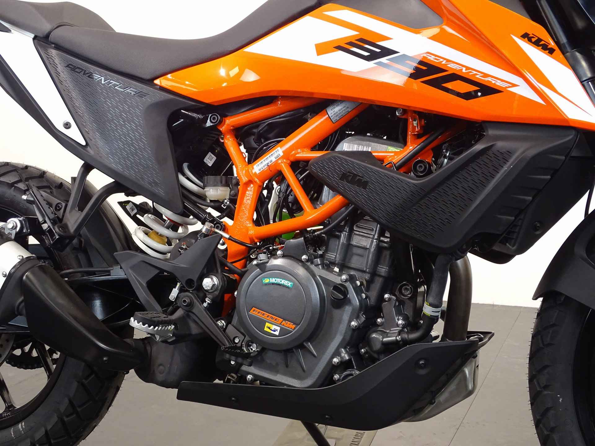 KTM 390 ADVENTURE - 5/12