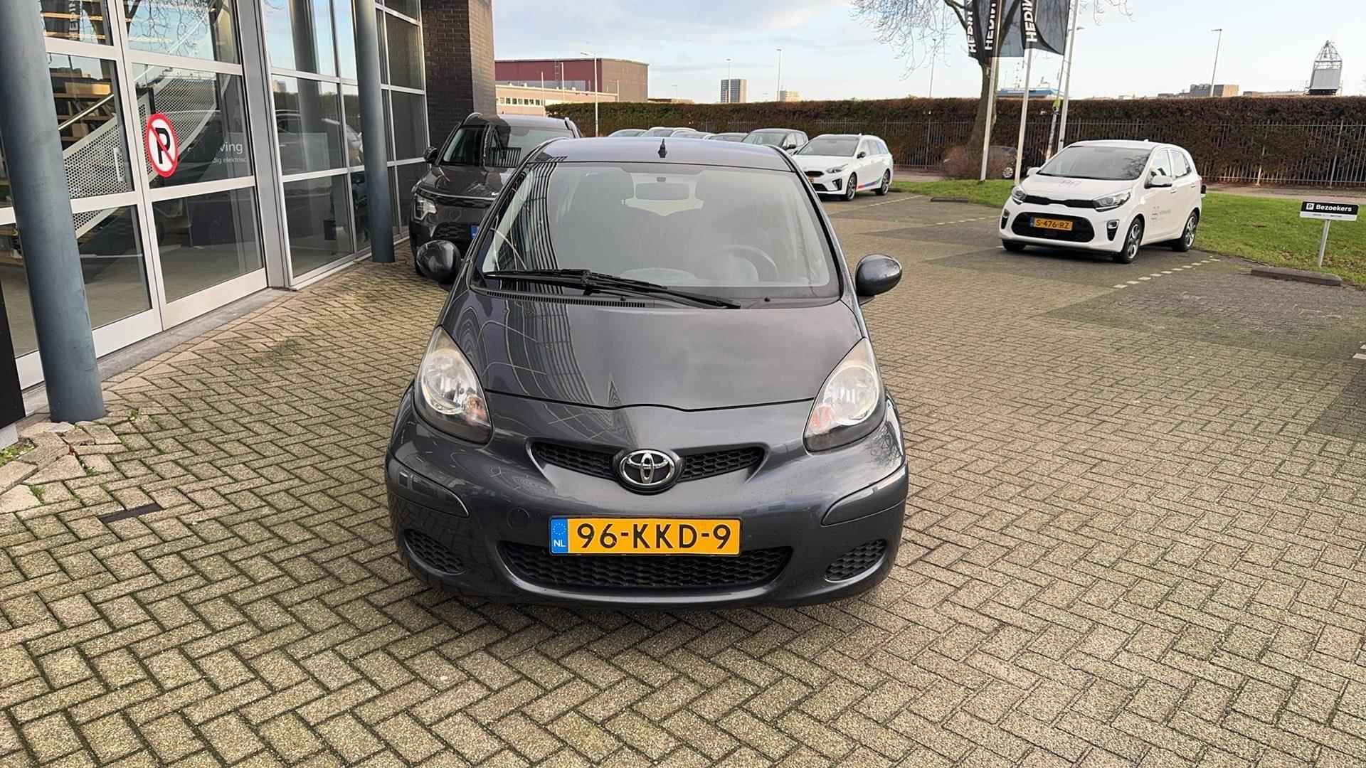 Toyota Aygo 1.0-12V Comfort | Airco | Elektrische ramen | Nette auto! | - 7/14