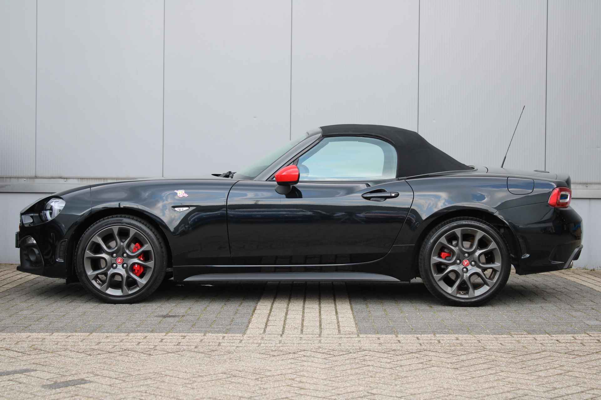 Fiat Spider Abarth 1.4 MultiAir Turbo | Orgineel NL | 170PK Handbak | Cruise | Stoelverwarming | Bose Audio - 4/49