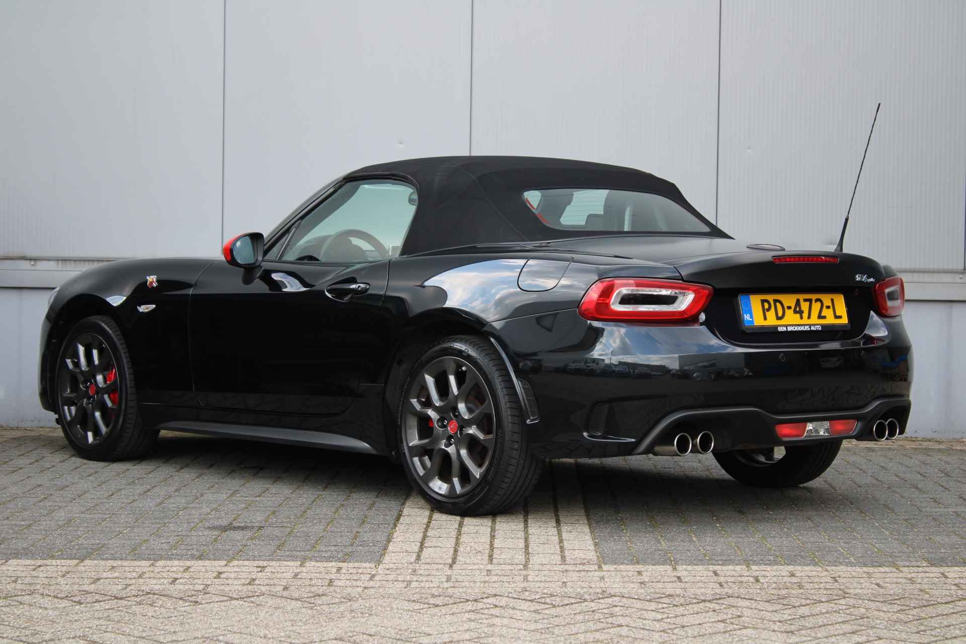 Fiat Spider Abarth 1.4 MultiAir Turbo | Orgineel NL | 170PK Handbak | Cruise | Stoelverwarming | Bose Audio - 5/49