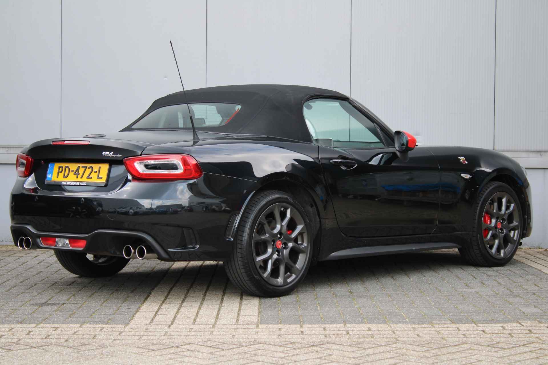 Fiat Spider Abarth 1.4 MultiAir Turbo | Orgineel NL | 170PK Handbak | Cruise | Stoelverwarming | Bose Audio - 7/49