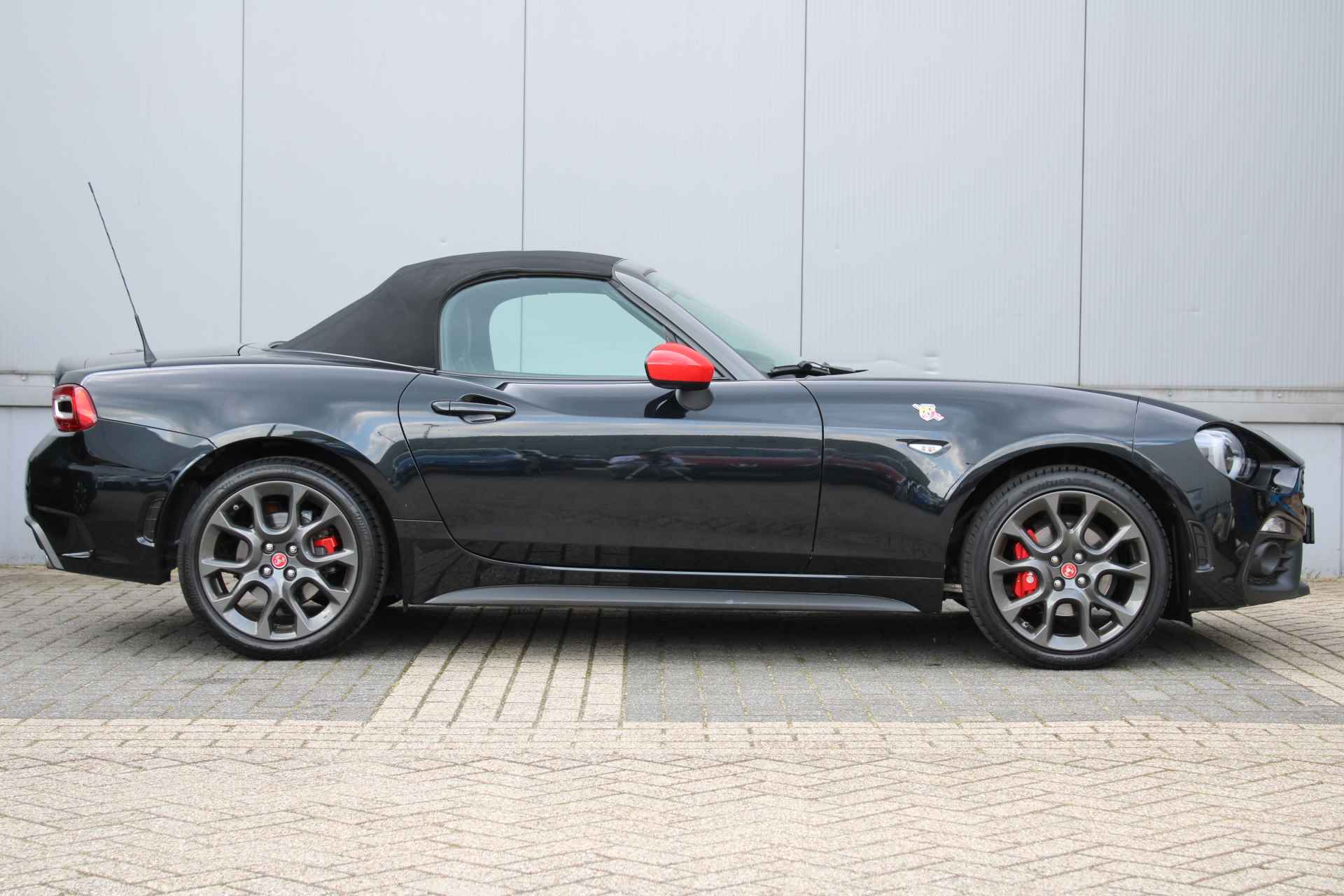 Fiat Spider Abarth 1.4 MultiAir Turbo | Orgineel NL | 170PK Handbak | Cruise | Stoelverwarming | Bose Audio - 9/49