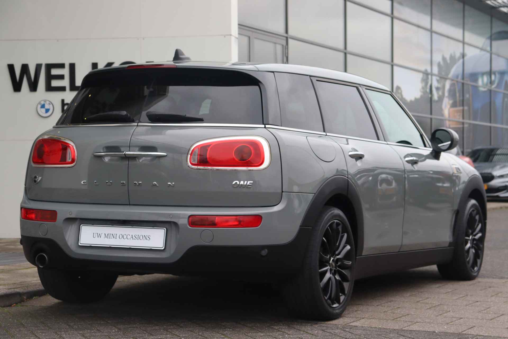 MINI Clubman One Pepper / Comfort Access / Stoelverwarming / PDC achter / Navigatie / Airconditioning / Getint glas achter - 13/27