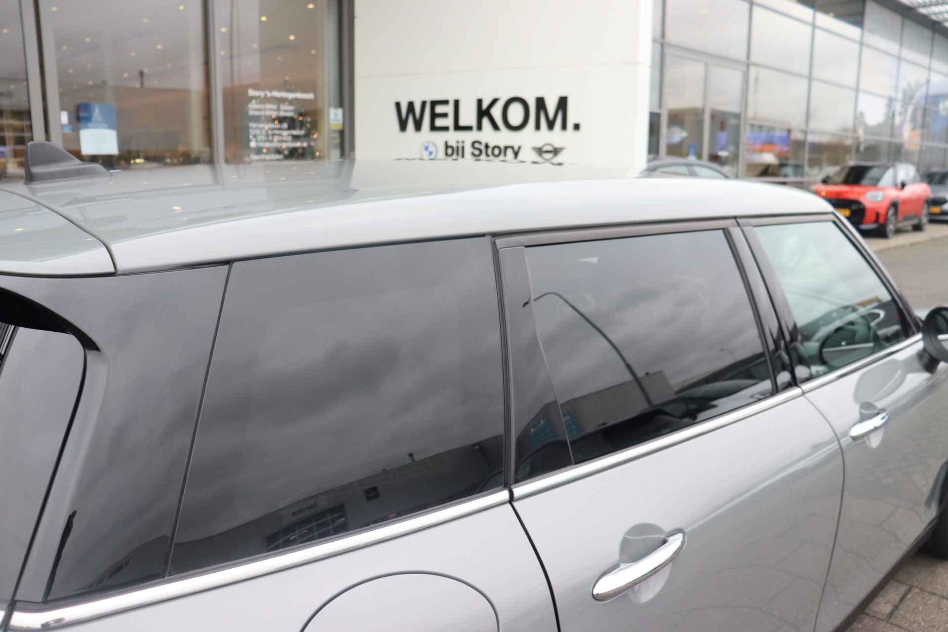 MINI Clubman One Pepper / Comfort Access / Stoelverwarming / PDC achter / Navigatie / Airconditioning / Getint glas achter - 14/27