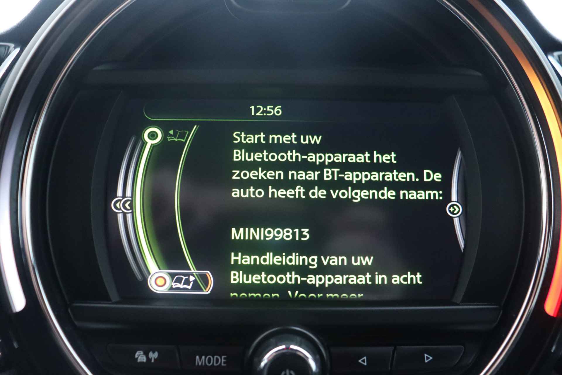 MINI Clubman One Pepper / Comfort Access / Stoelverwarming / PDC achter / Navigatie / Airconditioning / Getint glas achter - 26/27