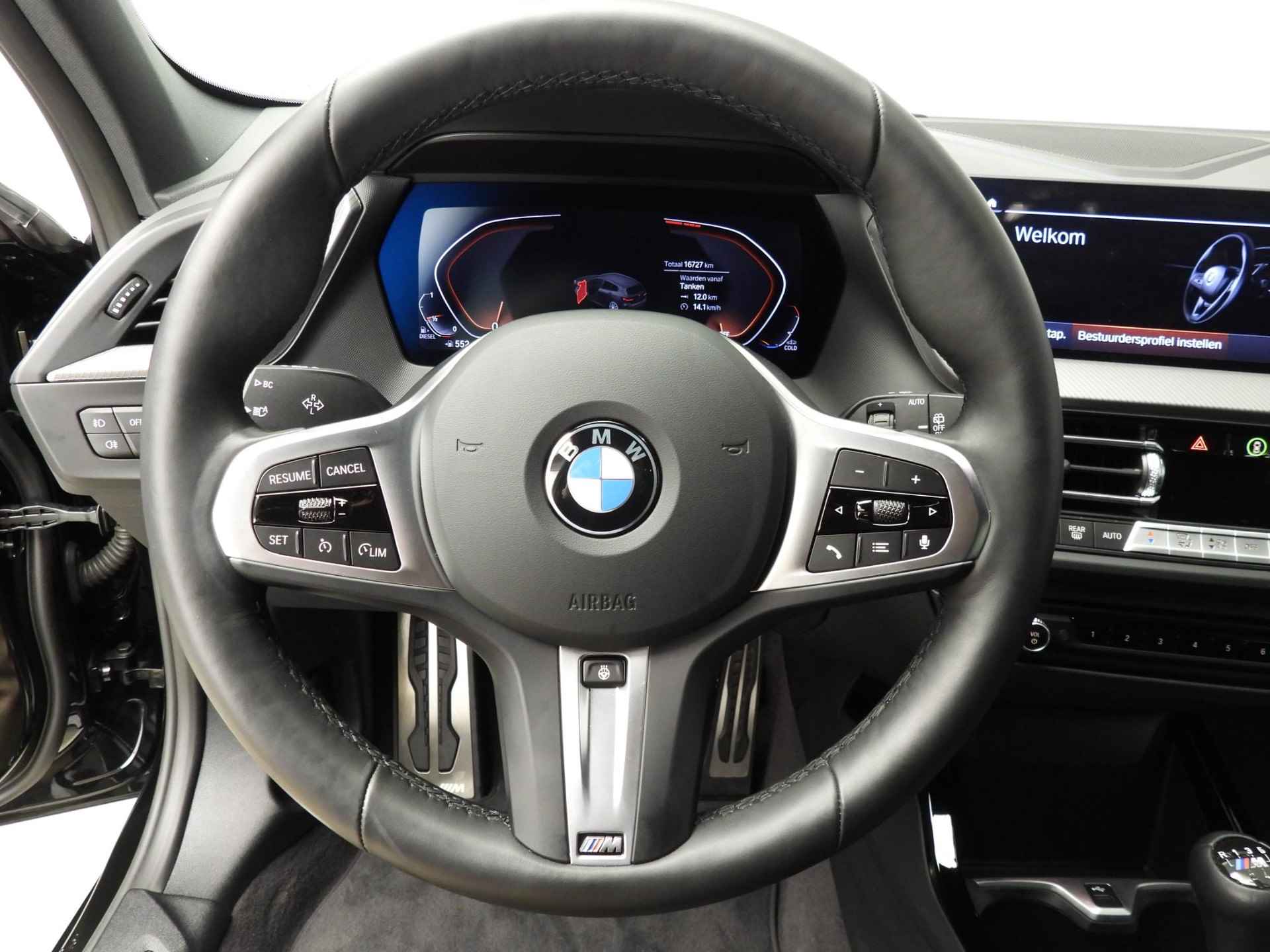 BMW 1 Serie 5-deurs 118d Handbak !! | M-Sportpakket | LED | Navigatie | Sportstoelen | DAB | Hifi speakers | Alu 17 inch - 11/40