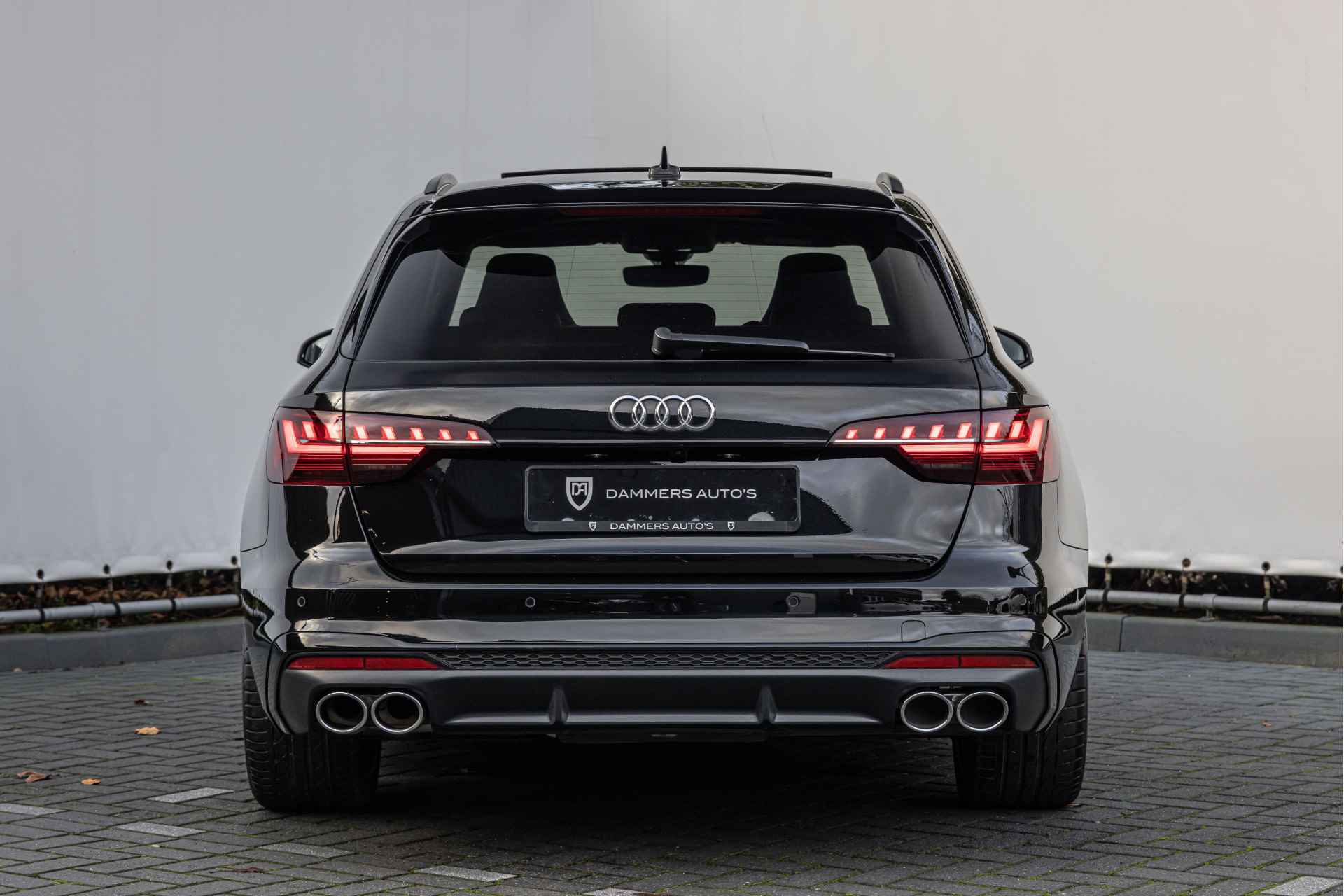 Audi S4 Avant 3.0 TDI 347pk Quattro S-stoelen Pano B&O Matrix LED HuD - 18/32