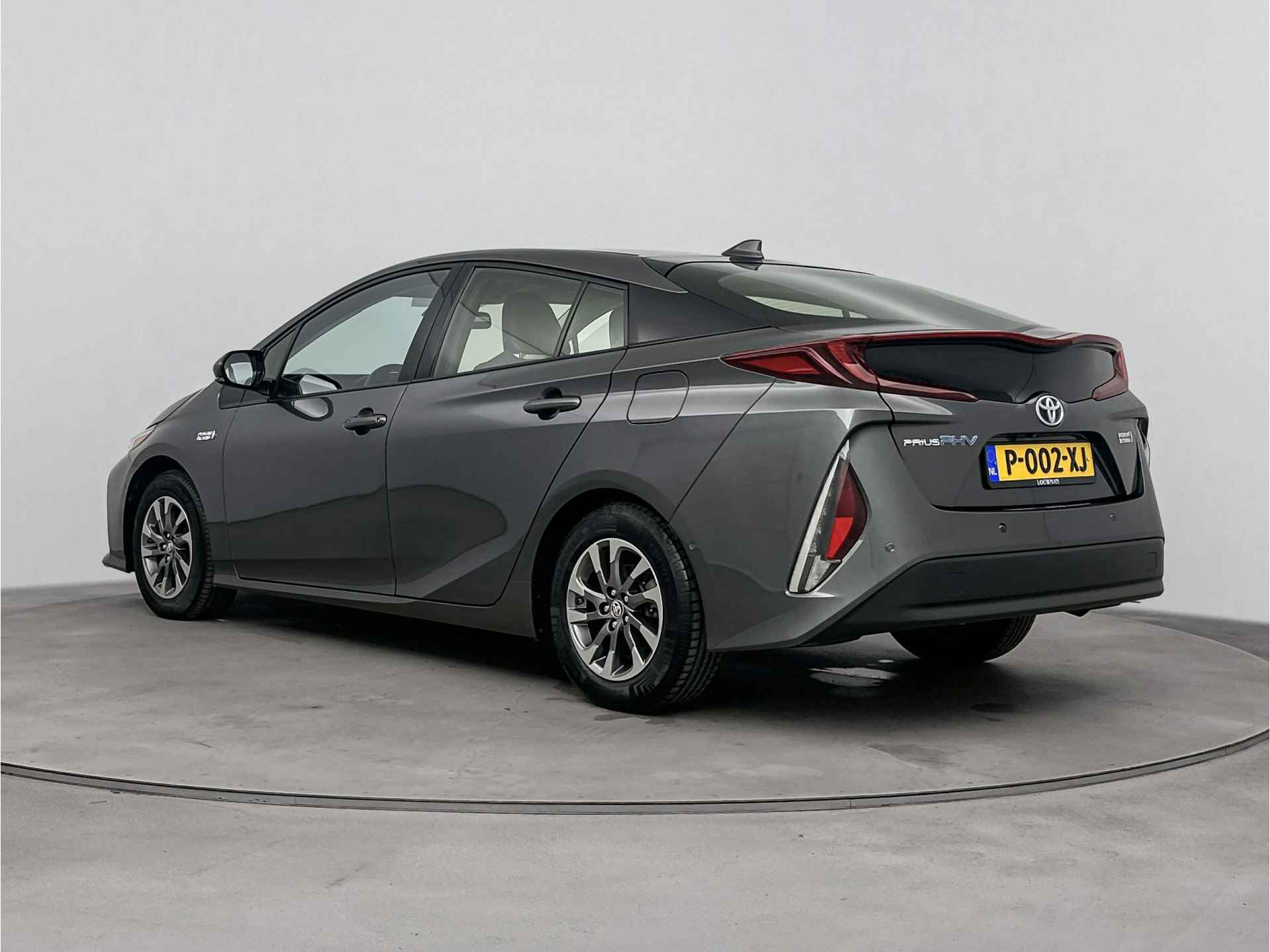 Toyota Prius 1.8 Plug-in Business Plus Limited | JBL | Cruise Control Adaptief | Navigatie | LM velgen | Parkeersensoren | Dodehoek Ass. | Head-up Display | Climate Control | Leder | - 15/40