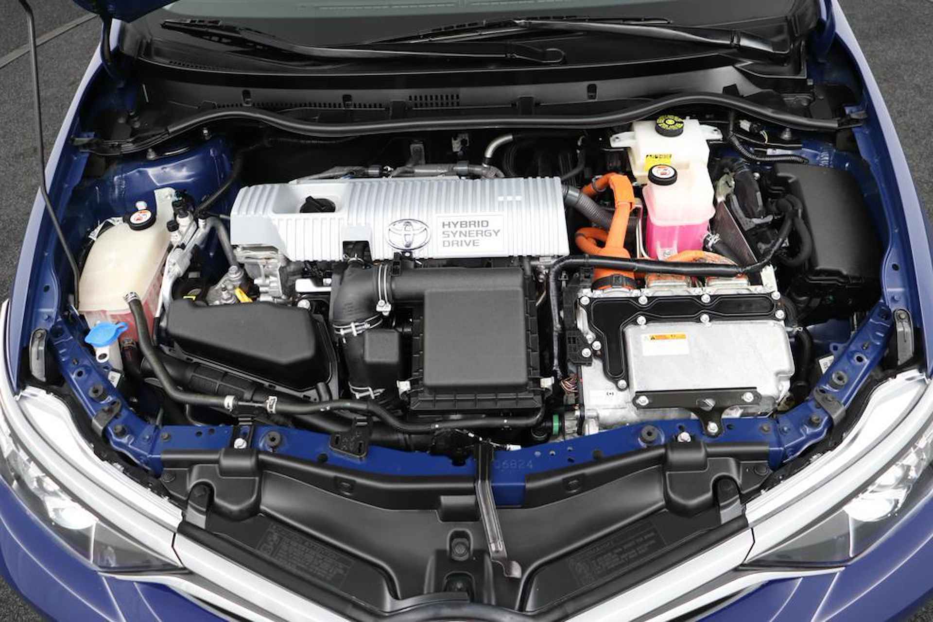Toyota Auris Touring Sports 1.8 Hybrid Dynamic Go | Trekhaak | Cruise-Control | Climate-control | Navigatie | - 35/49