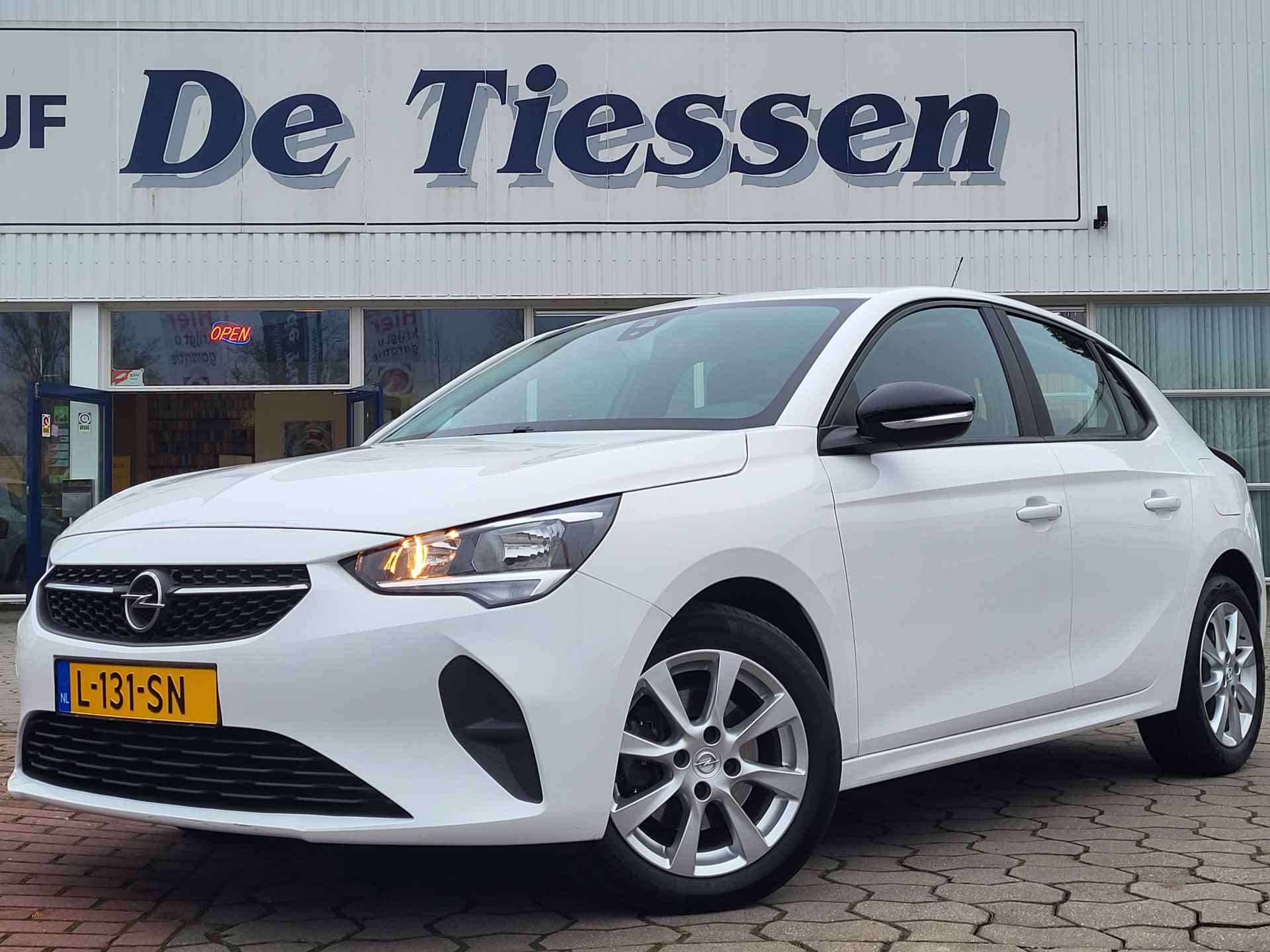 Opel Corsa 1.2 101PK Edition, Carplay, Rijklaar met beurt & garantie! - 27/32