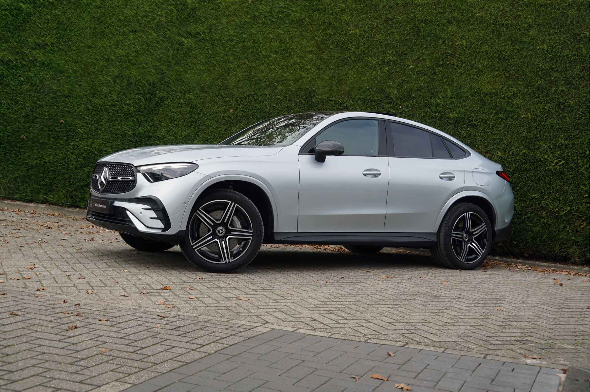 Mercedes-Benz GLC Coupé 300 e 4MATIC AMG Line | Pano Trekhaak Distronic Memory 360 Camera - 14/76