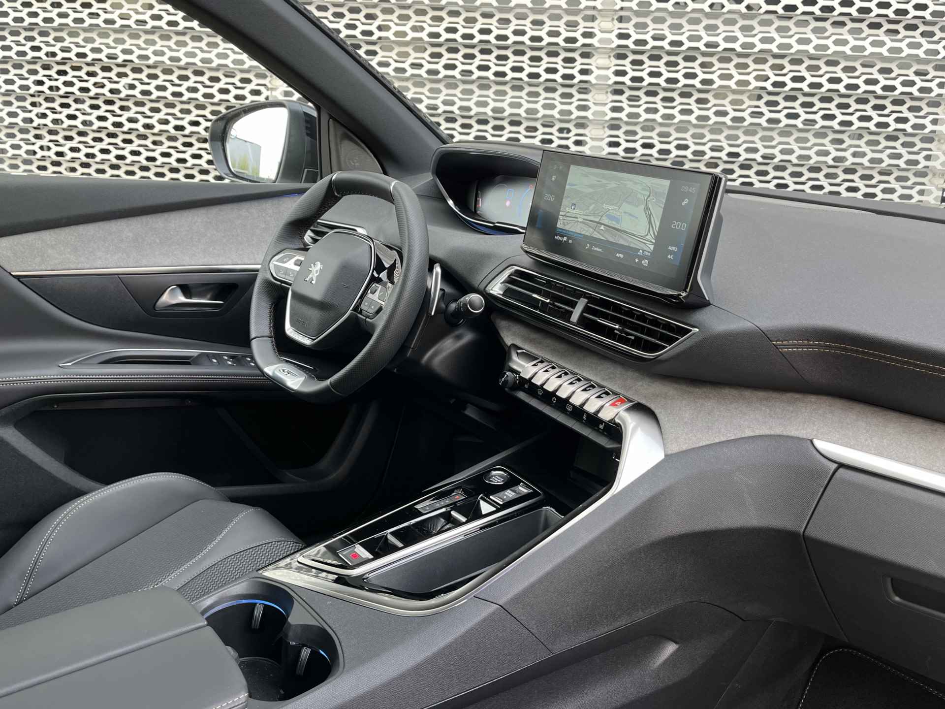 Peugeot 5008 1.2 Hybrid GT 136pk Hybrid Automaat | Panoramadak | Stoelverwarming | 19" Lichtmetalen Velgen - 22/50