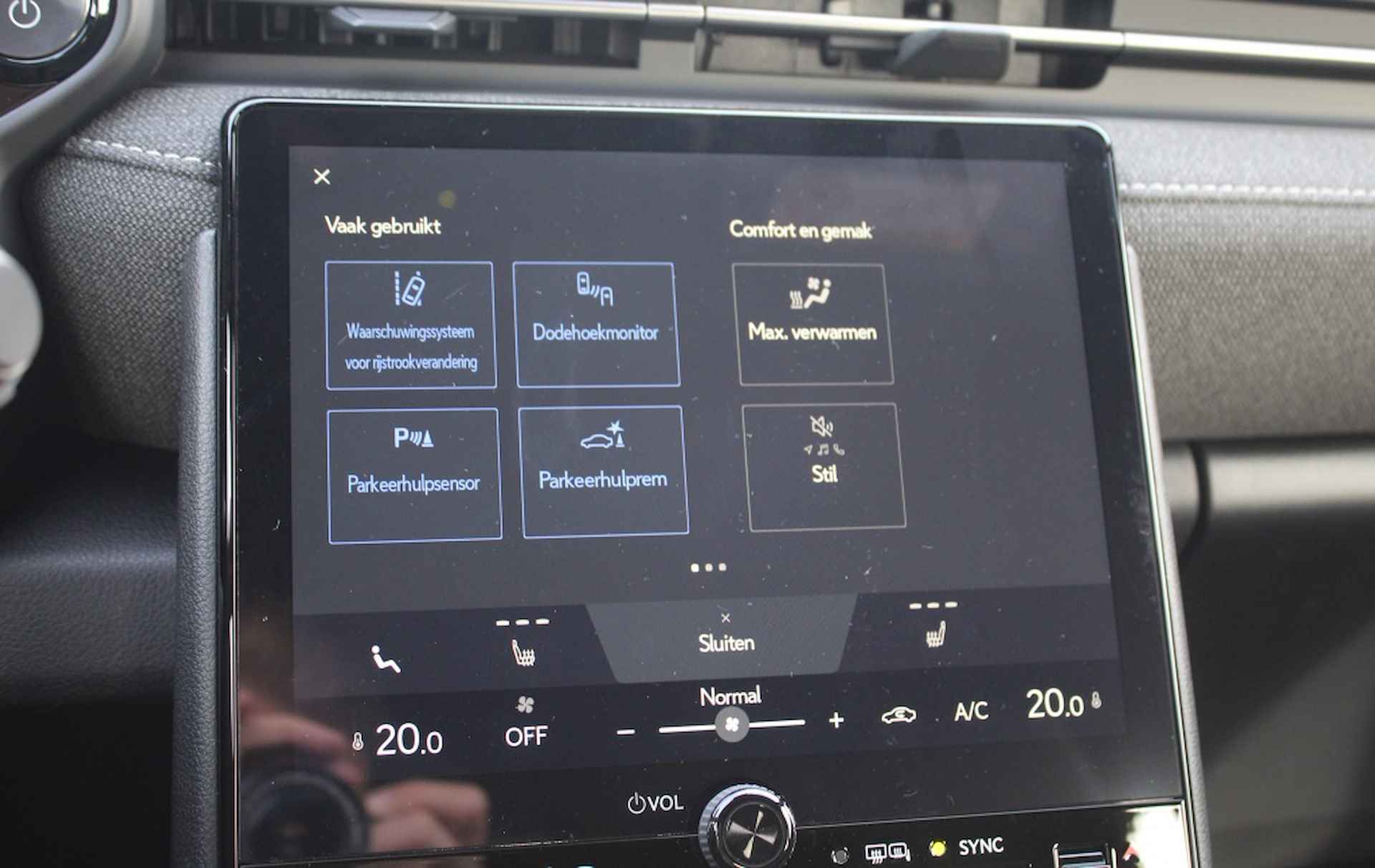 Lexus LBX Comfort & Safety Pack 2WD | Sensoren v/a | Stoelverwarming | Dod - 16/40