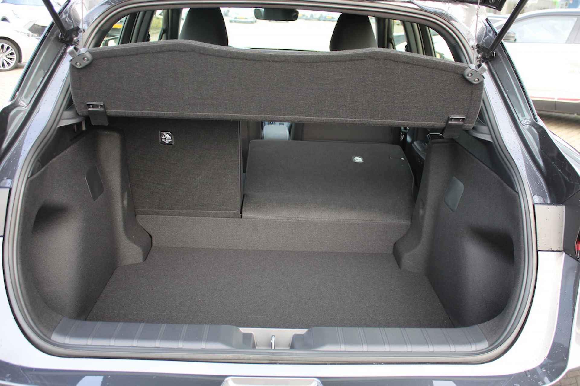 Lexus LBX Comfort & Safety Pack 2WD | Sensoren v/a | Stoelverwarming | Dod - 34/40