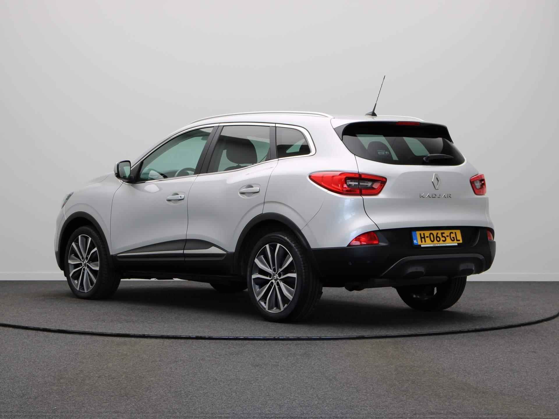 Renault Kadjar TCe 130pk EDC Aut.7 Intens | Achteruitrijcamera | Parkeersensoren voor/achter | Climate control | Navigatie - 2/47