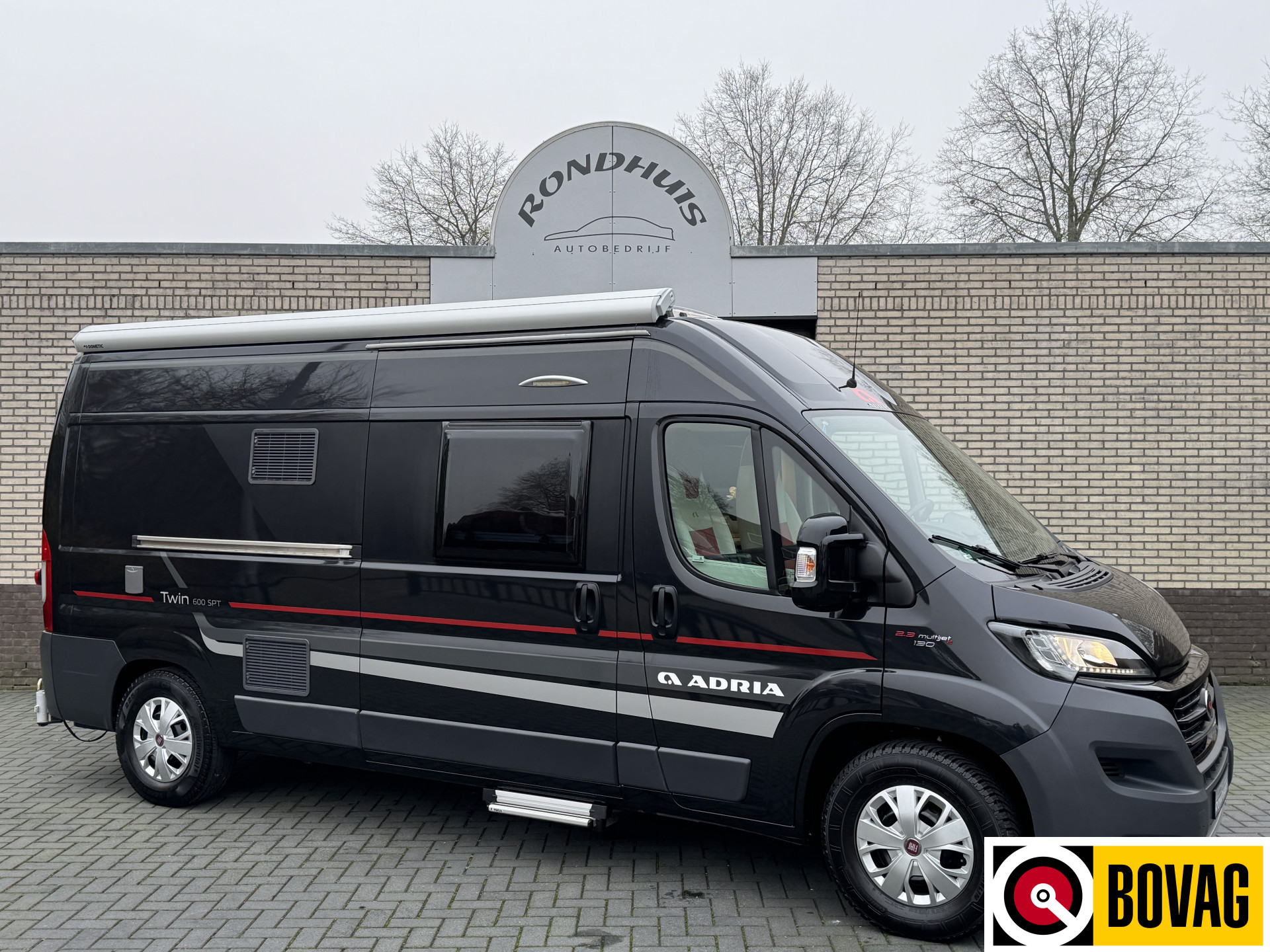 Adria Twin 600 SPT 130 pk Euro6 Fiat Ducato **Slechts 6 meter/Groot dwarsbed/4 zitplaatsen/Luifel/Busbiker/Dieselkachel/2e eigenaar/NL