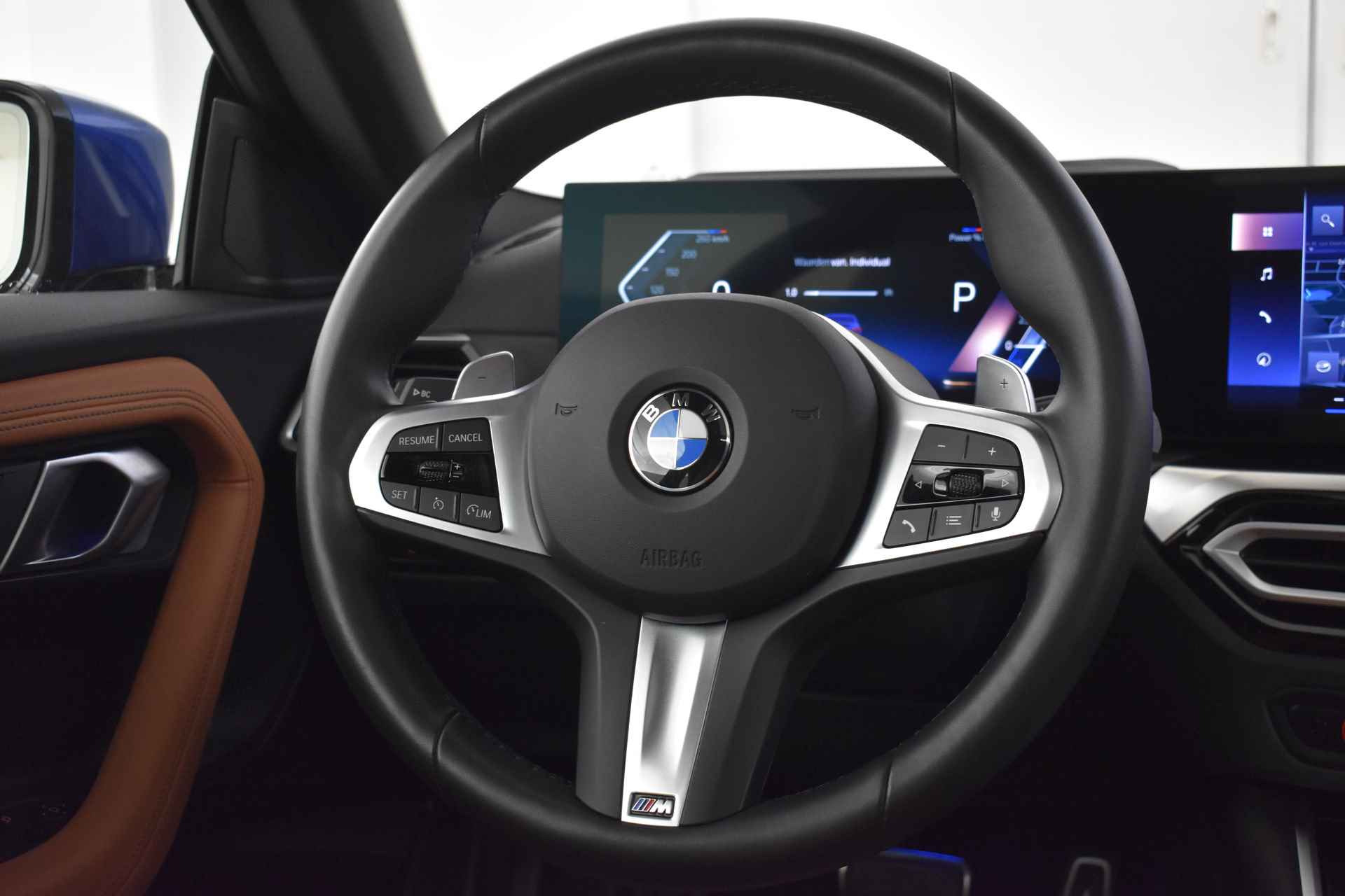 BMW 2 Serie Coupé 220i High Executive M Sport Automaat / Schuif-kanteldak / Stoelverwarming / Adaptieve LED / Parking Assistant / Live Cockpit Professional / M Sportonderstel - 17/53