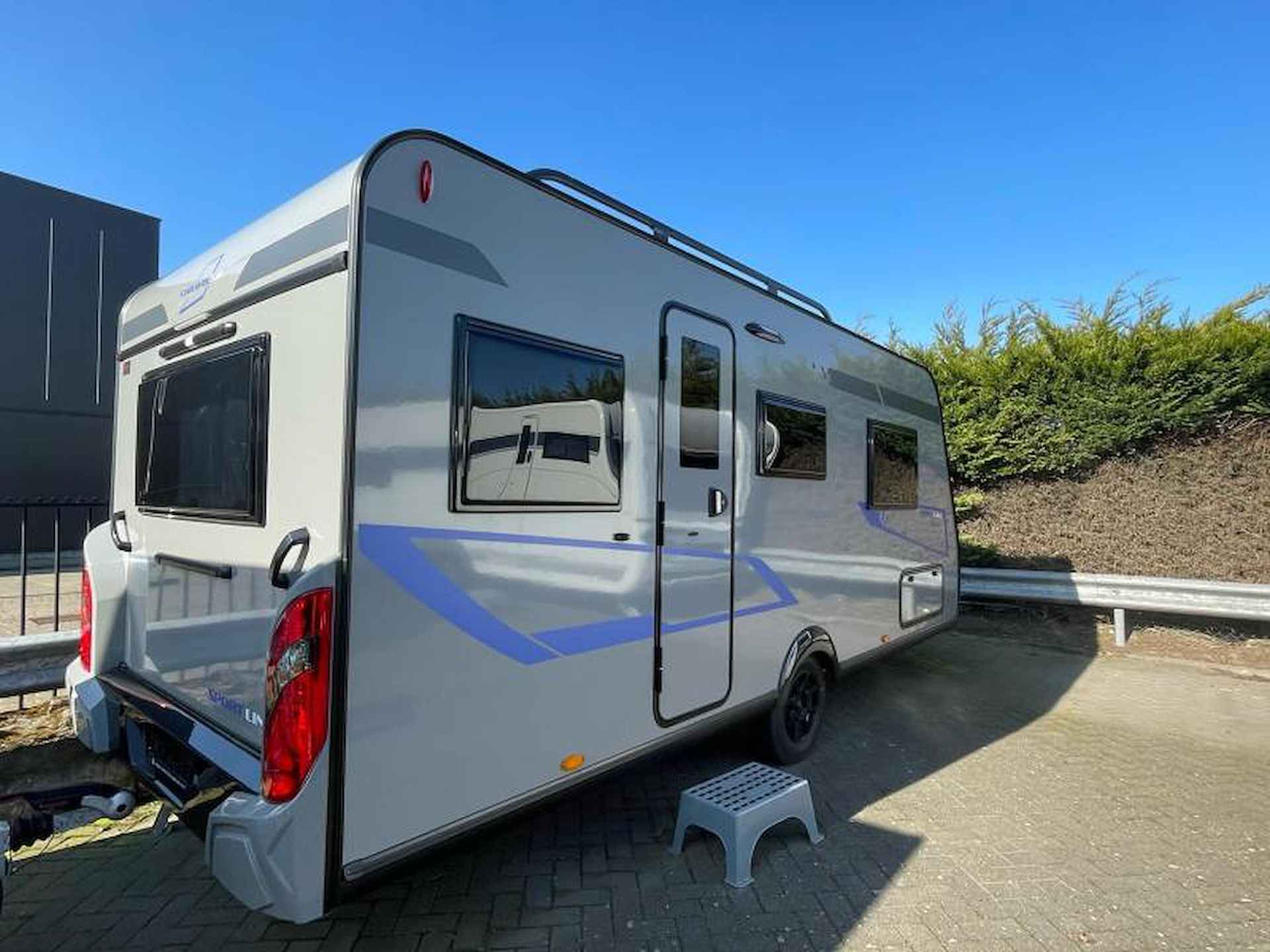 Caravelair Sport-Line 492 model 2024 - 3/11