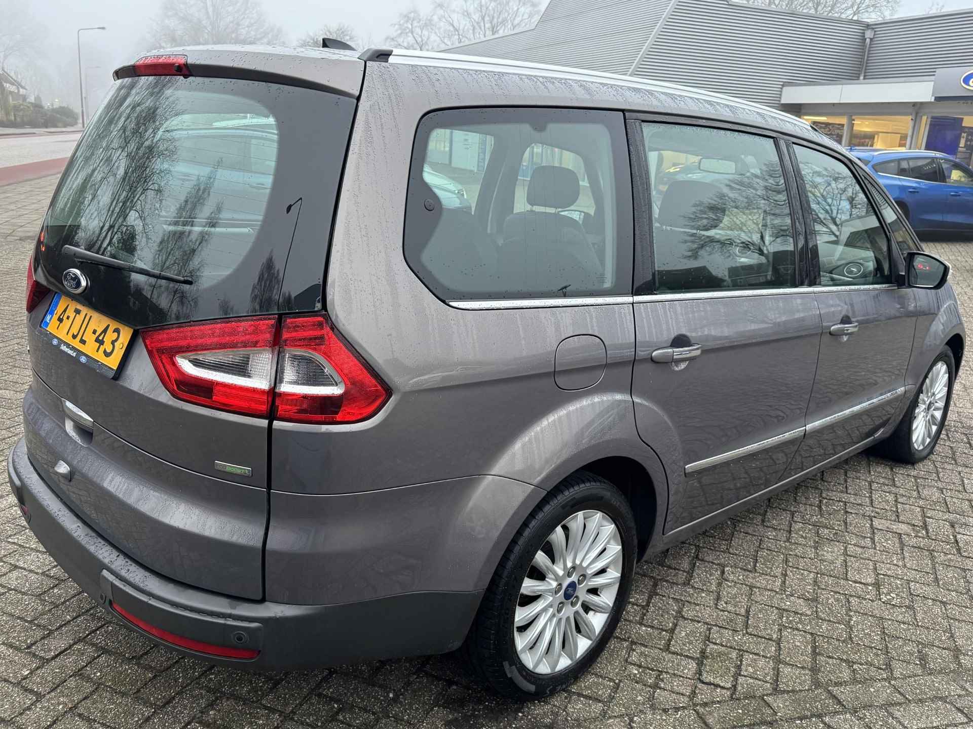 Ford Galaxy 1.6 SCTi Platinum 160pk 7 pers Panorama dak | Lederen Bekleding | Xenon | Voorruit verwarming - 3/25