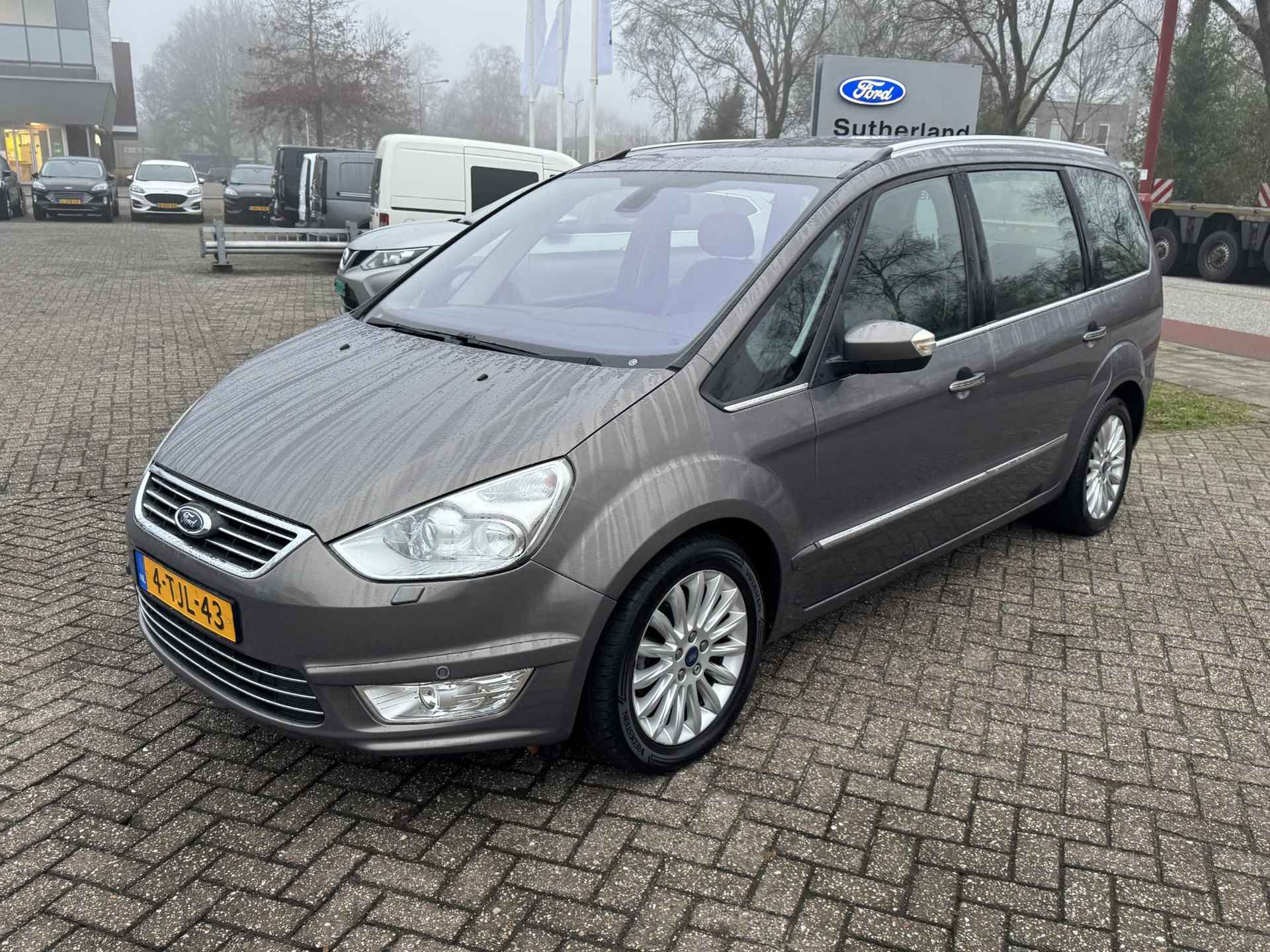 Ford Galaxy 1.6 SCTi Platinum 160pk 7 pers Panorama dak | Lederen Bekleding | Xenon | Voorruit verwarming - 7/25