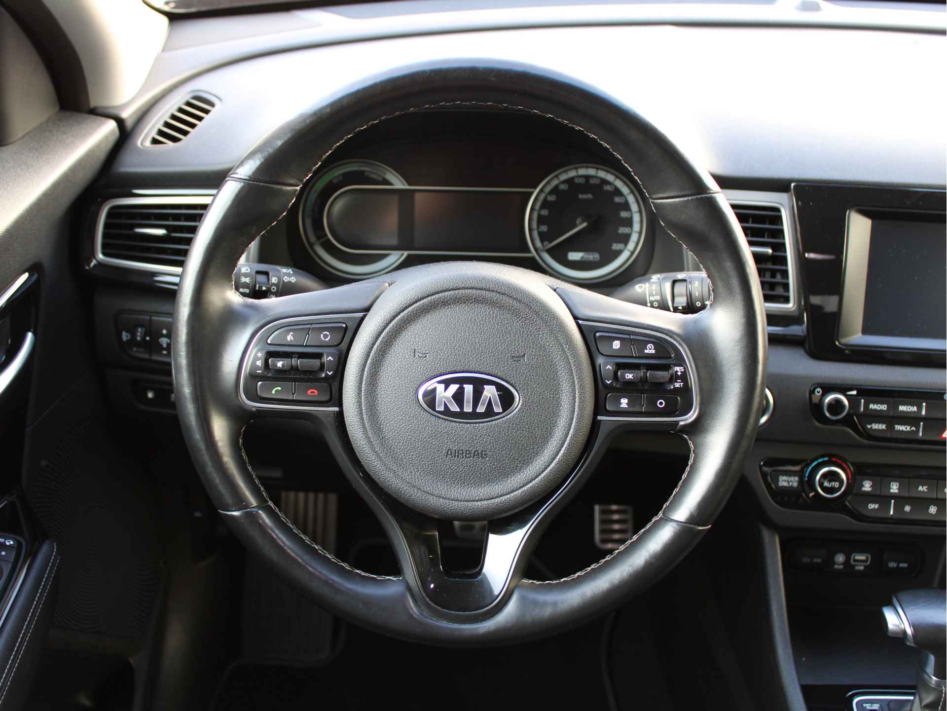 Kia Niro 1.6 GDi PHEV DynamicPlusLine 1e Eig/AdaptiveCruise/Camera/Volleder/Stoelverw/Climate/18 inch/Keyless - 13/59