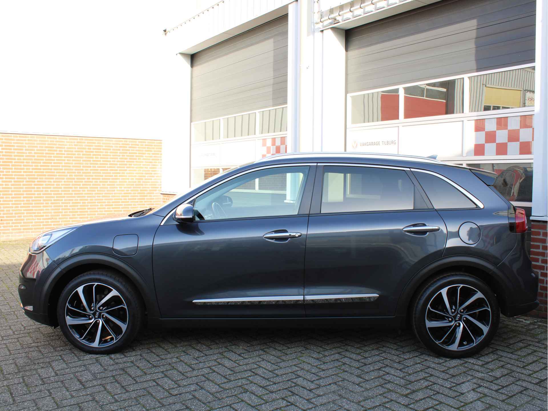 Kia Niro 1.6 GDi PHEV DynamicPlusLine 1e Eig/AdaptiveCruise/Camera/Volleder/Stoelverw/Climate/18 inch/Keyless - 49/59