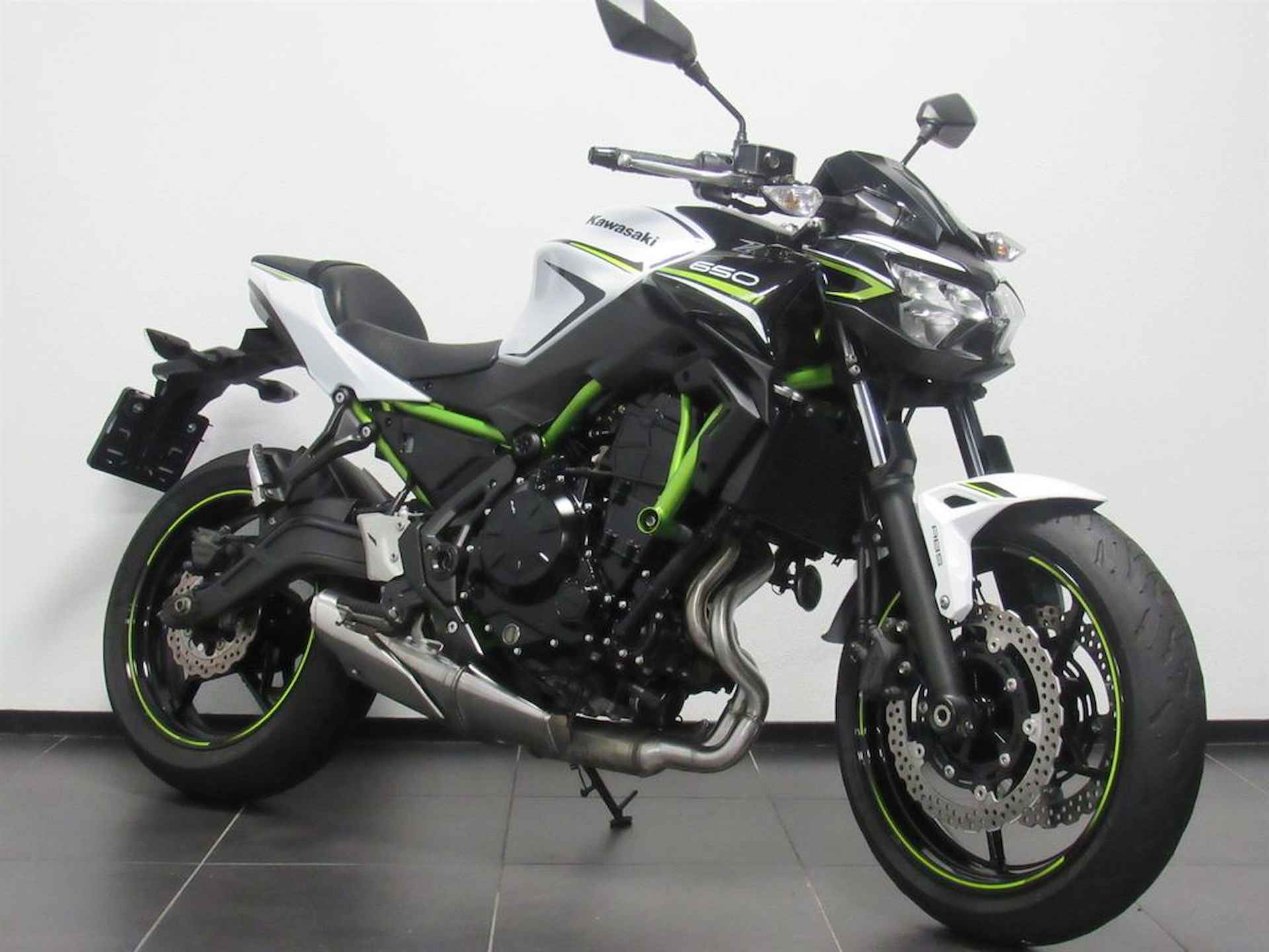 Kawasaki Z 650 ABS - 2/14