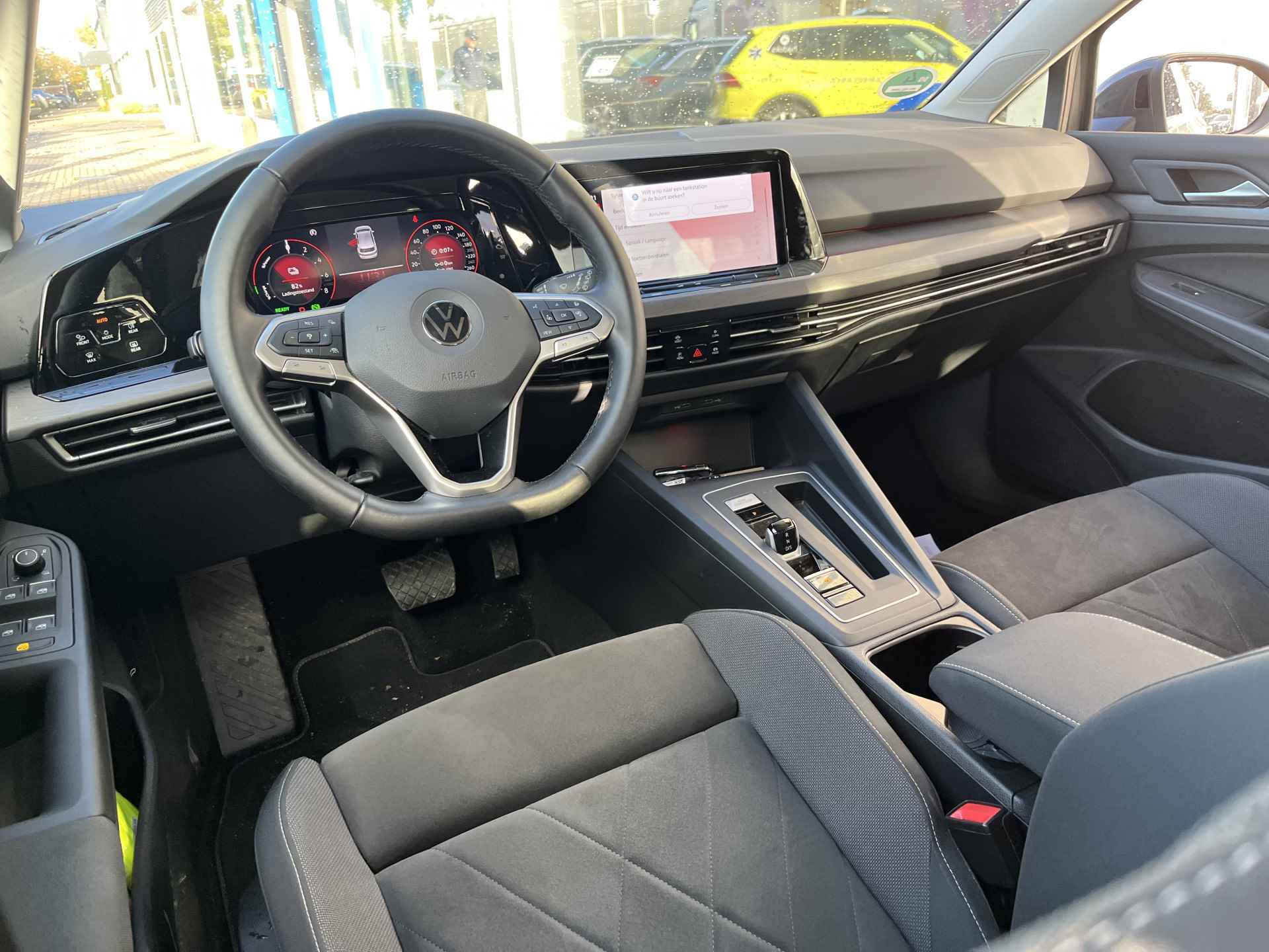 Volkswagen Golf 1.4 eHybrid Style / AUTOMAAT/ CAMERA/ PARK. SENSOREN/ MATRIX/ DODE HOEK/ MEMORY SEATS/ ERGO ACTIVE/ STOEL EN STUUR VERWARM./ ADAPT. CRUISE/ APP CONNECT/ NAVI/ CLIMA/ DAB/ 16" LMV/ - 8/28