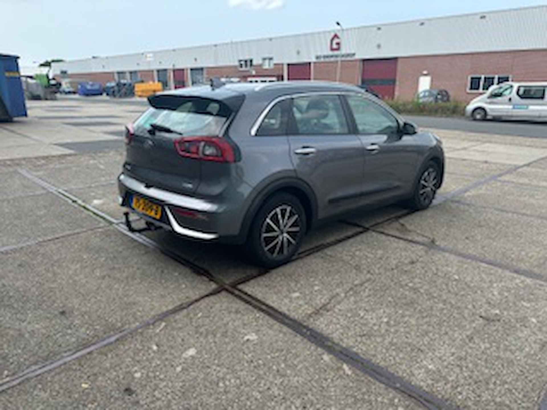 Kia Niro 1.6 GDi Hybrid 141pk DCT6 - 5/24