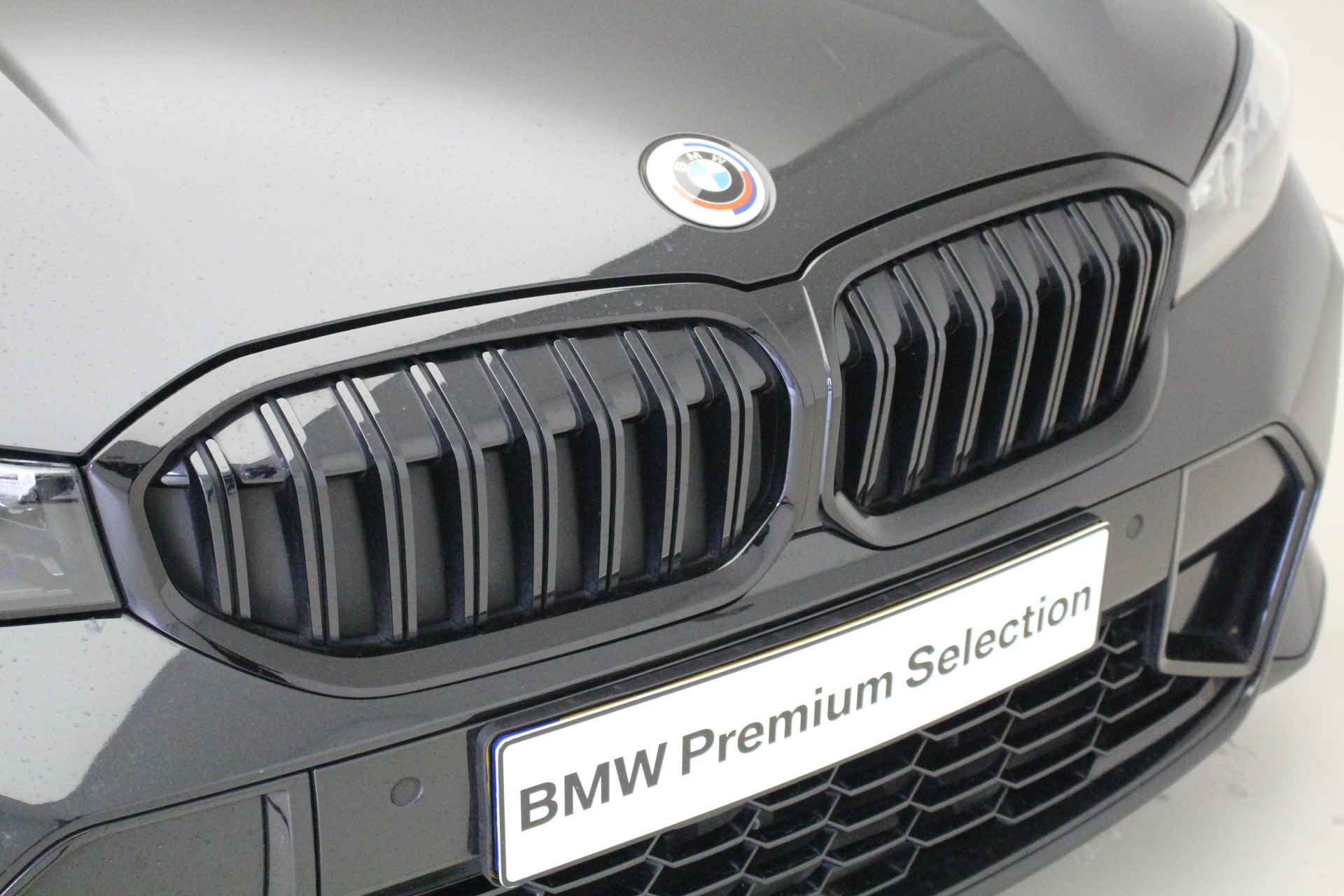 BMW 3 Serie Touring 318i M-Sport Pro | Panorama - 20/22