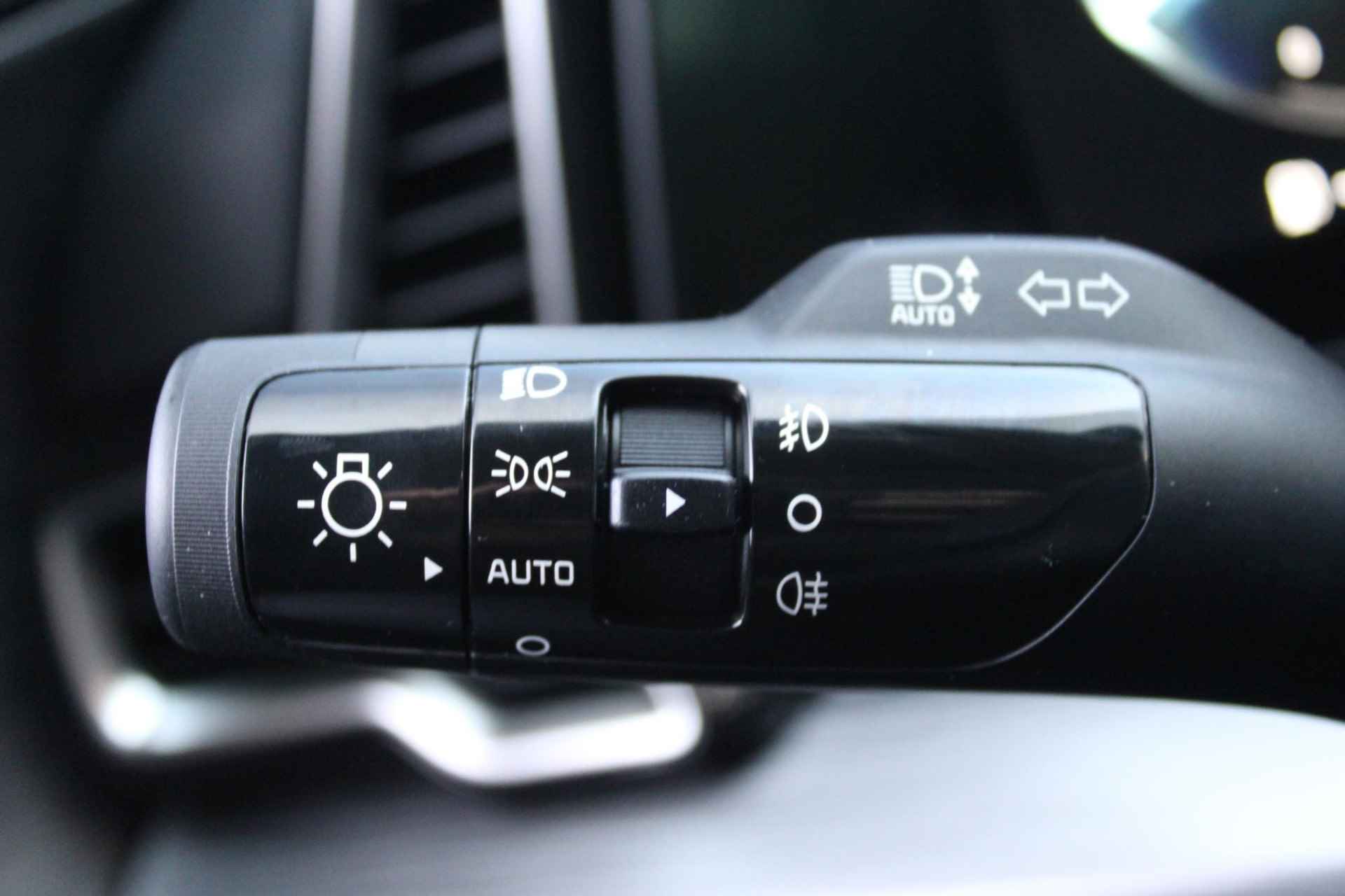 Kia Sportage 1.6 T-GDi MHEV DynamicLine | Direct leverbaar | Navi | Clima | Cruise  | Camera | Carplay - 22/30