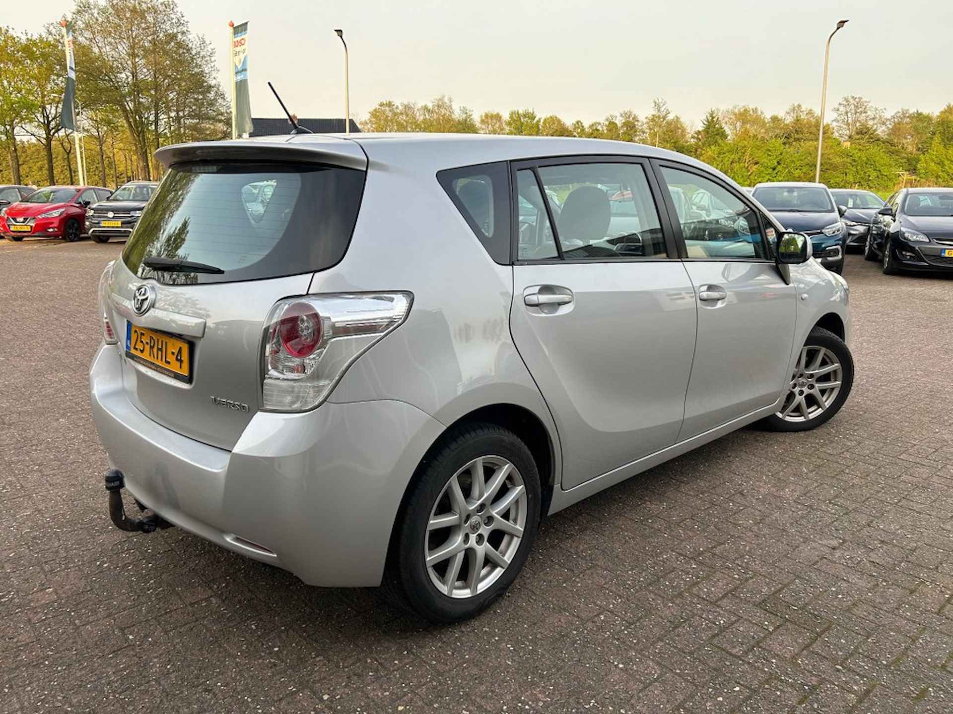 TOYOTA Verso 1.8 VVT-I BUSINESS AUTOMAAT TREKHAAK/AIRCO/CRUISE/ENZ. - 32/35