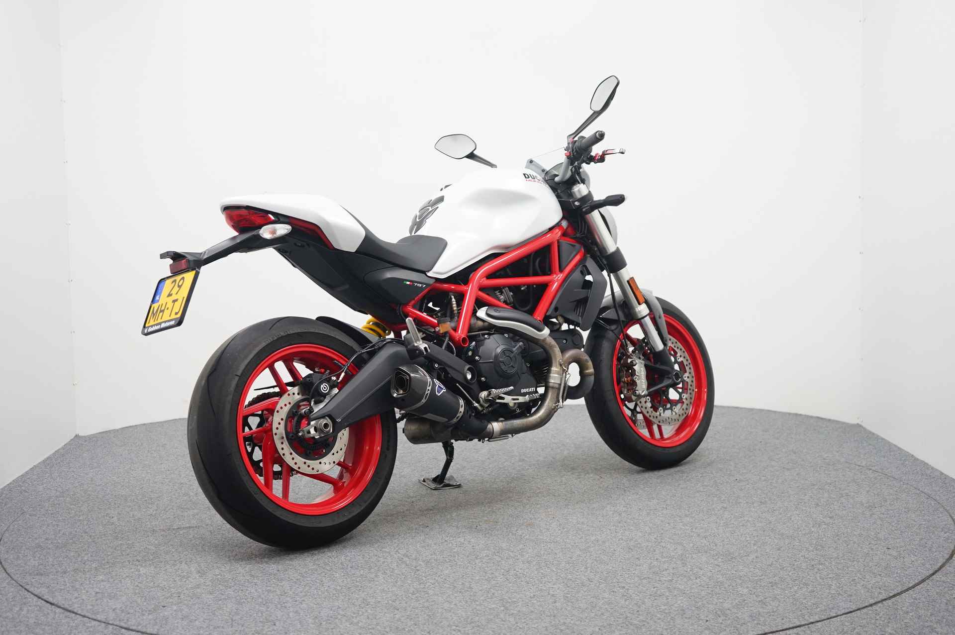 Ducati MONSTER 797 - 8/16