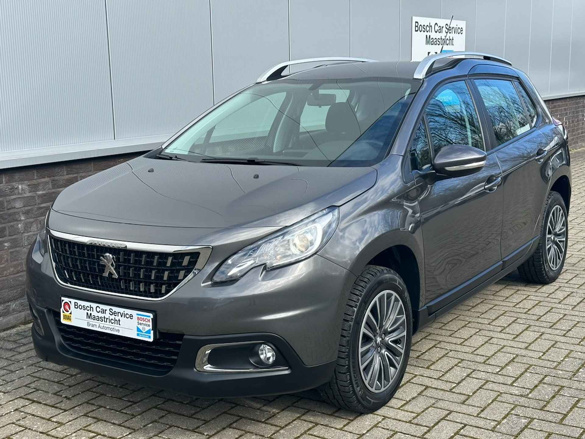 Peugeot 2008 1.2 PureTech Allure | Navigatie | Blue-tooth | PDC | Cruise Control | Garantie Interesse, Proefrit? Bel of app met: 06-24 28 28 42 - 4/26