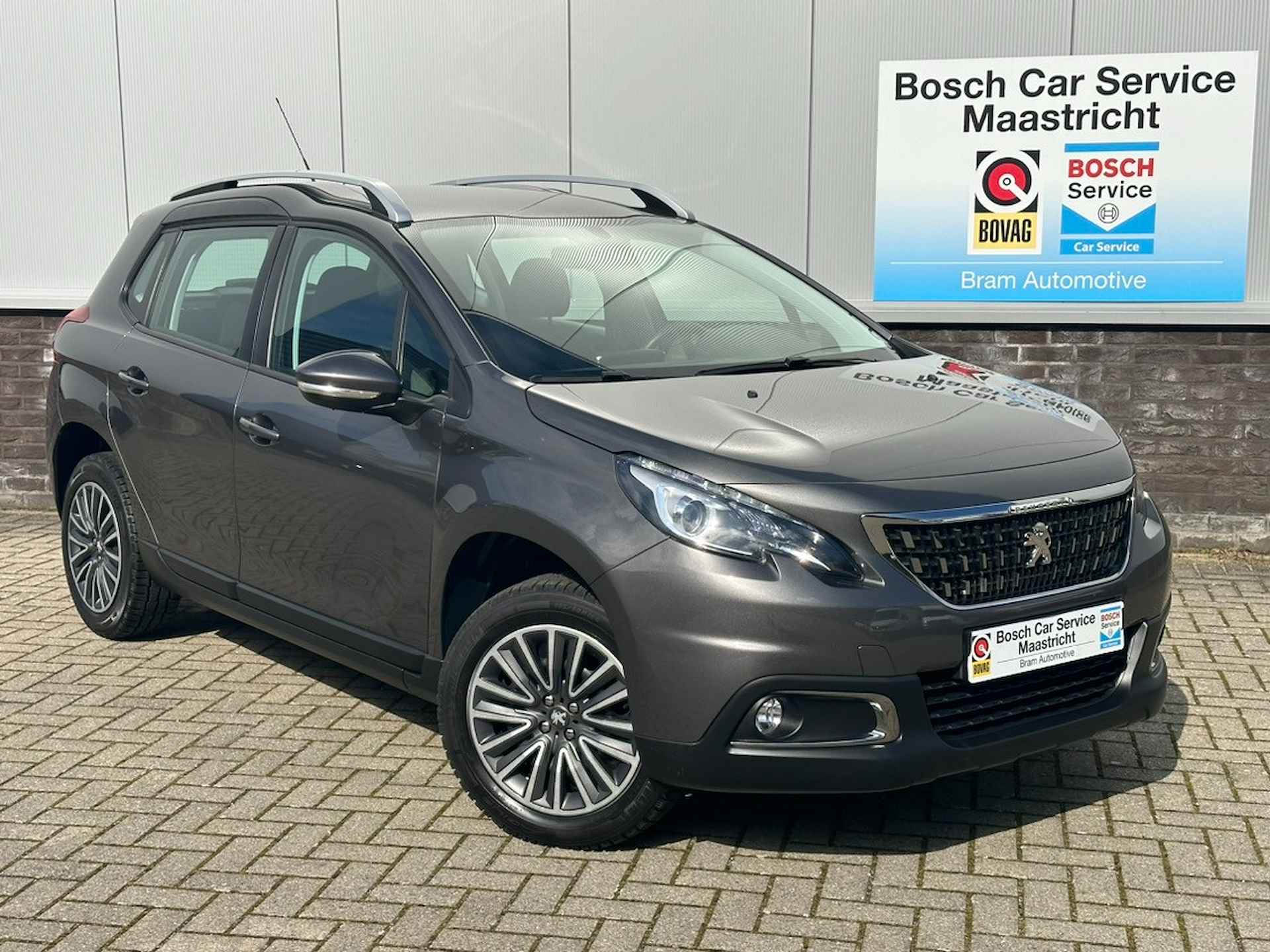 Peugeot 2008 1.2 PureTech Allure | Navigatie | Blue-tooth | PDC | Cruise Control | Garantie Interesse, Proefrit? Bel of app met: 06-24 28 28 42 - 6/26