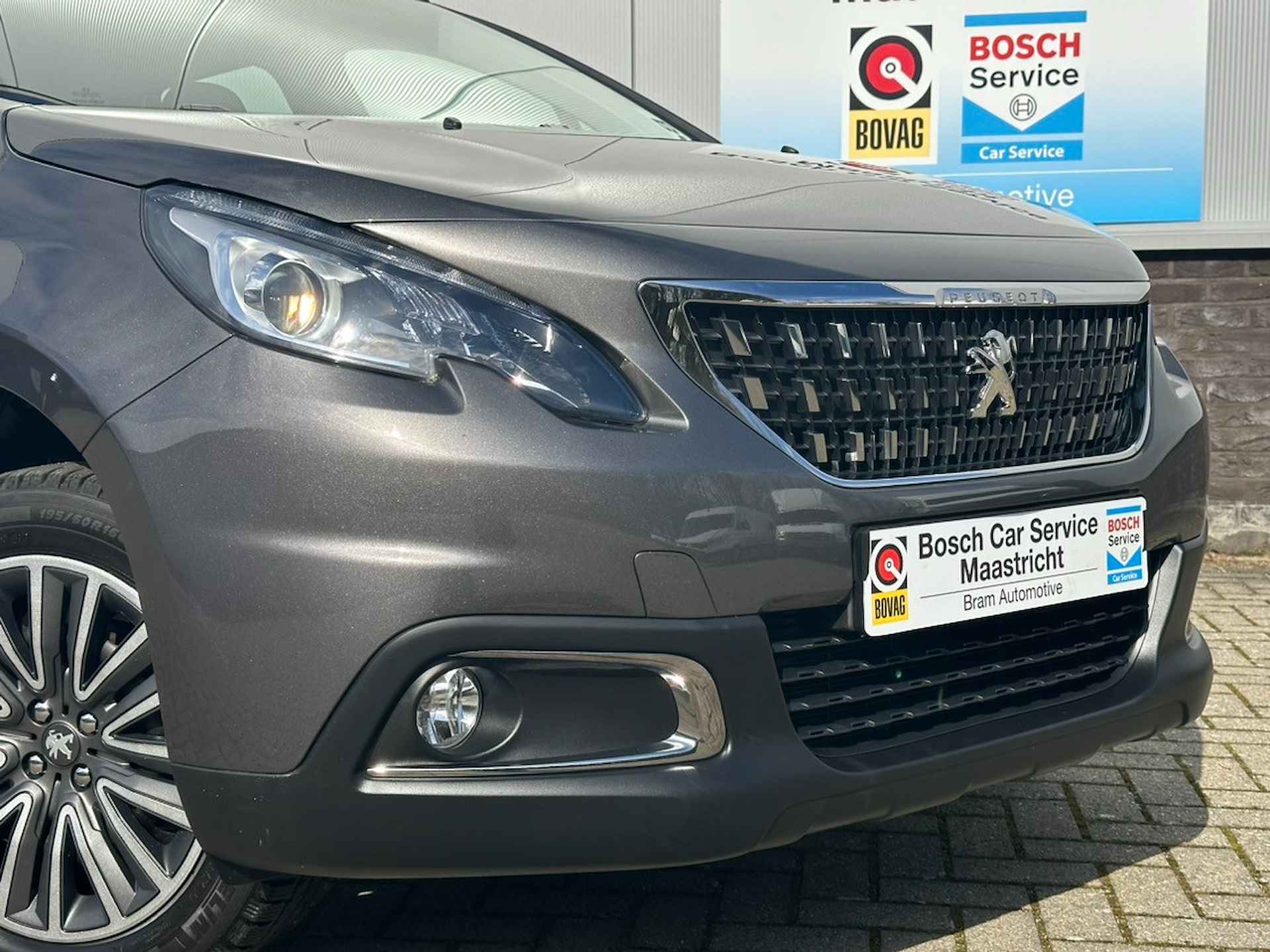 Peugeot 2008 1.2 PureTech Allure | Navigatie | Blue-tooth | PDC | Cruise Control | Garantie Interesse, Proefrit? Bel of app met: 06-24 28 28 42 - 21/26