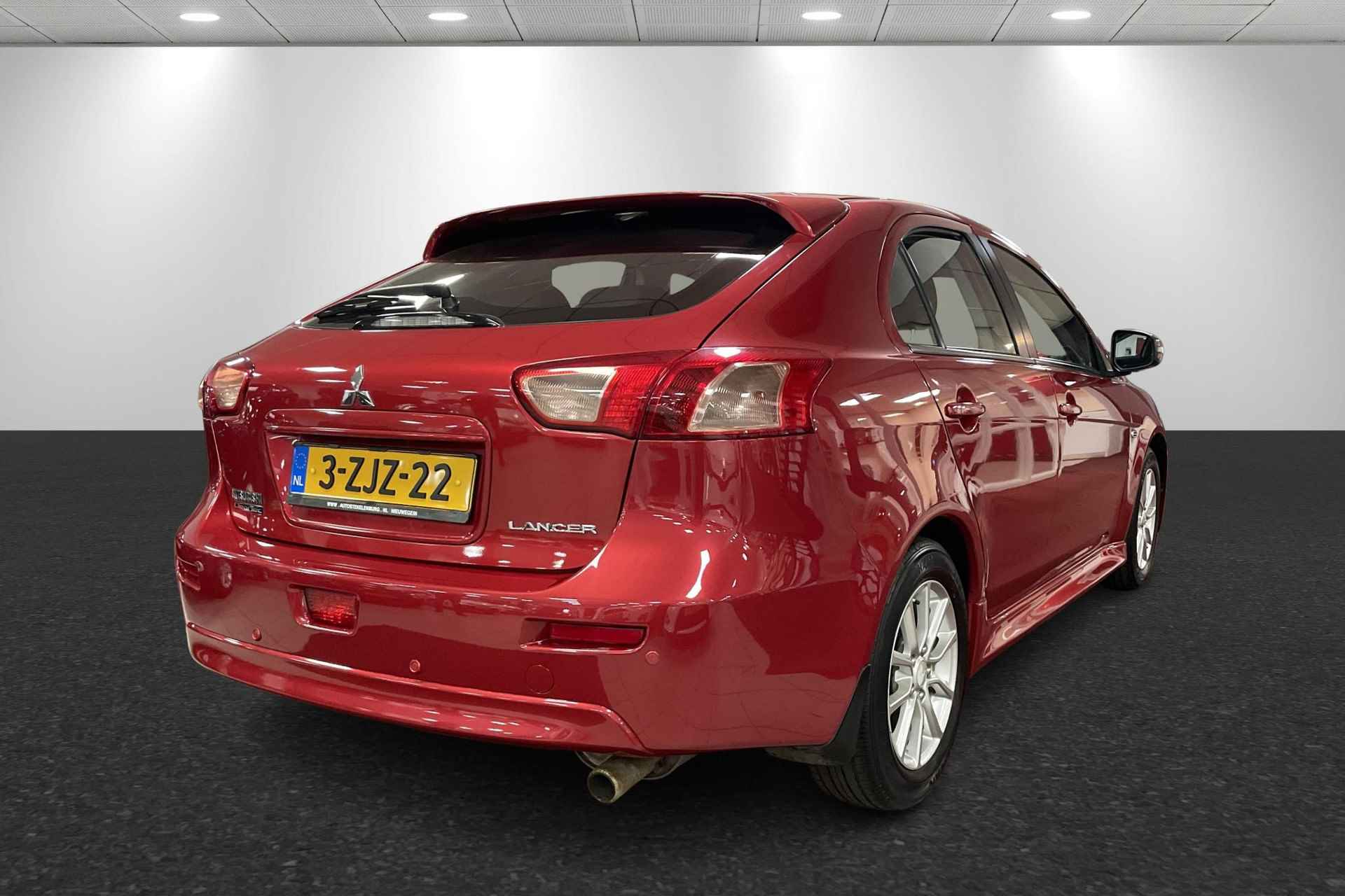 Mitsubishi Lancer Sportback 1.6 Limited Edition - 5/19