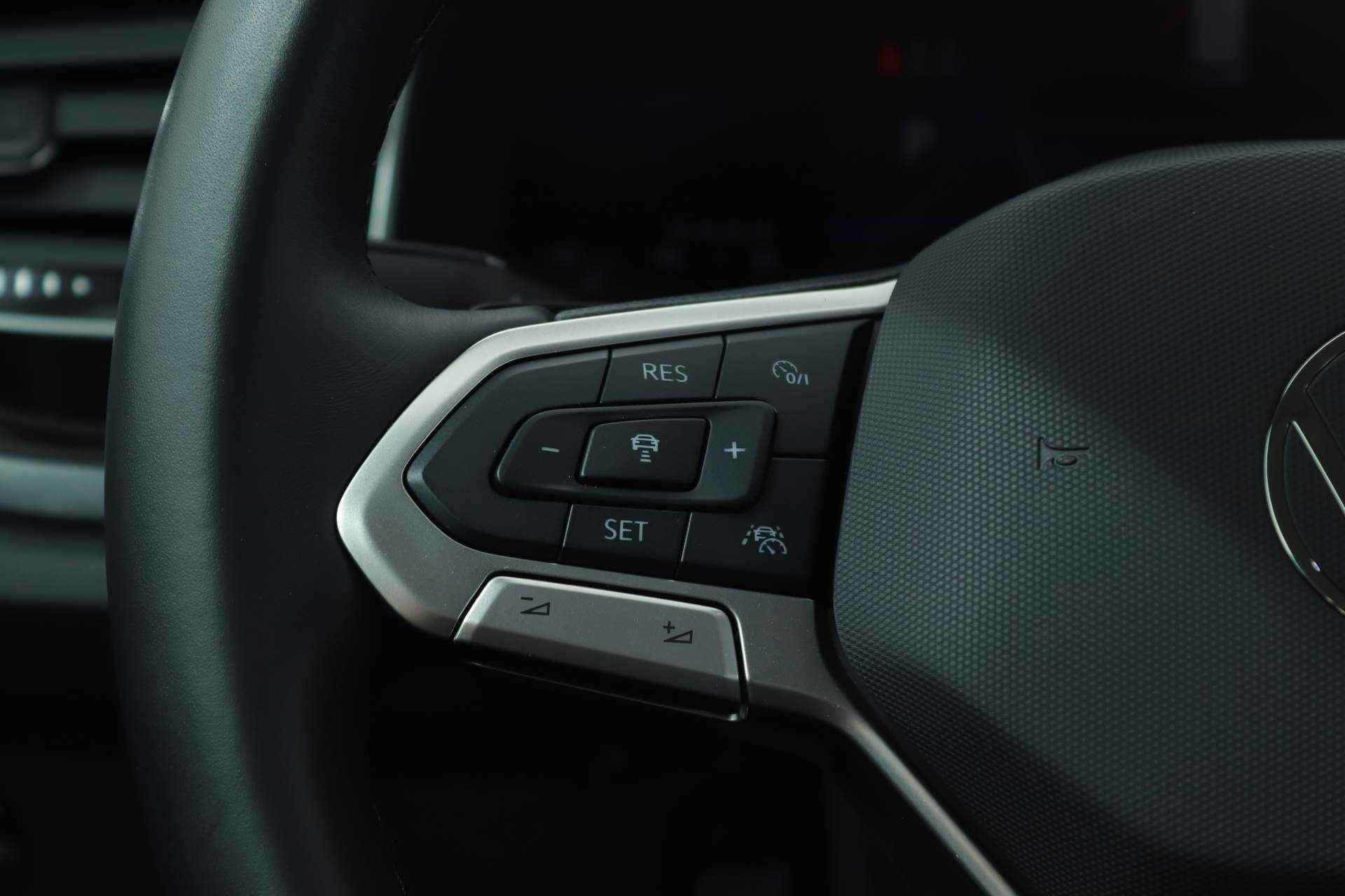 Volkswagen Taigo 1.0 TSI 110PK STYLE PLUS DSG7 | Virtual Cockpit | Camera | Clima | Adaptive Cruise - 33/52