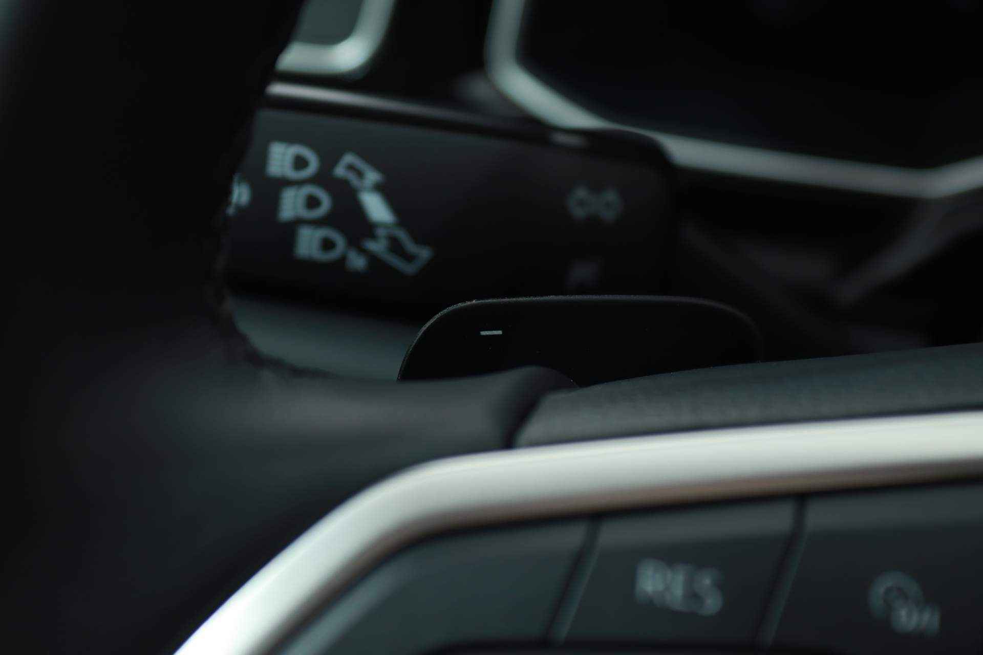 Volkswagen Taigo 1.0 TSI 110PK STYLE PLUS DSG7 | Virtual Cockpit | Camera | Clima | Adaptive Cruise - 37/52