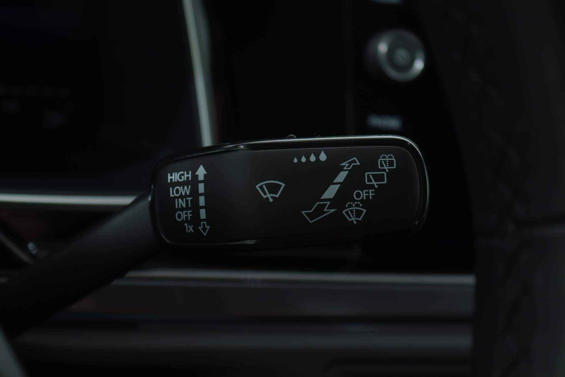 Volkswagen Taigo 1.0 TSI 110PK STYLE PLUS DSG7 | Virtual Cockpit | Camera | Clima | Adaptive Cruise - 40/52