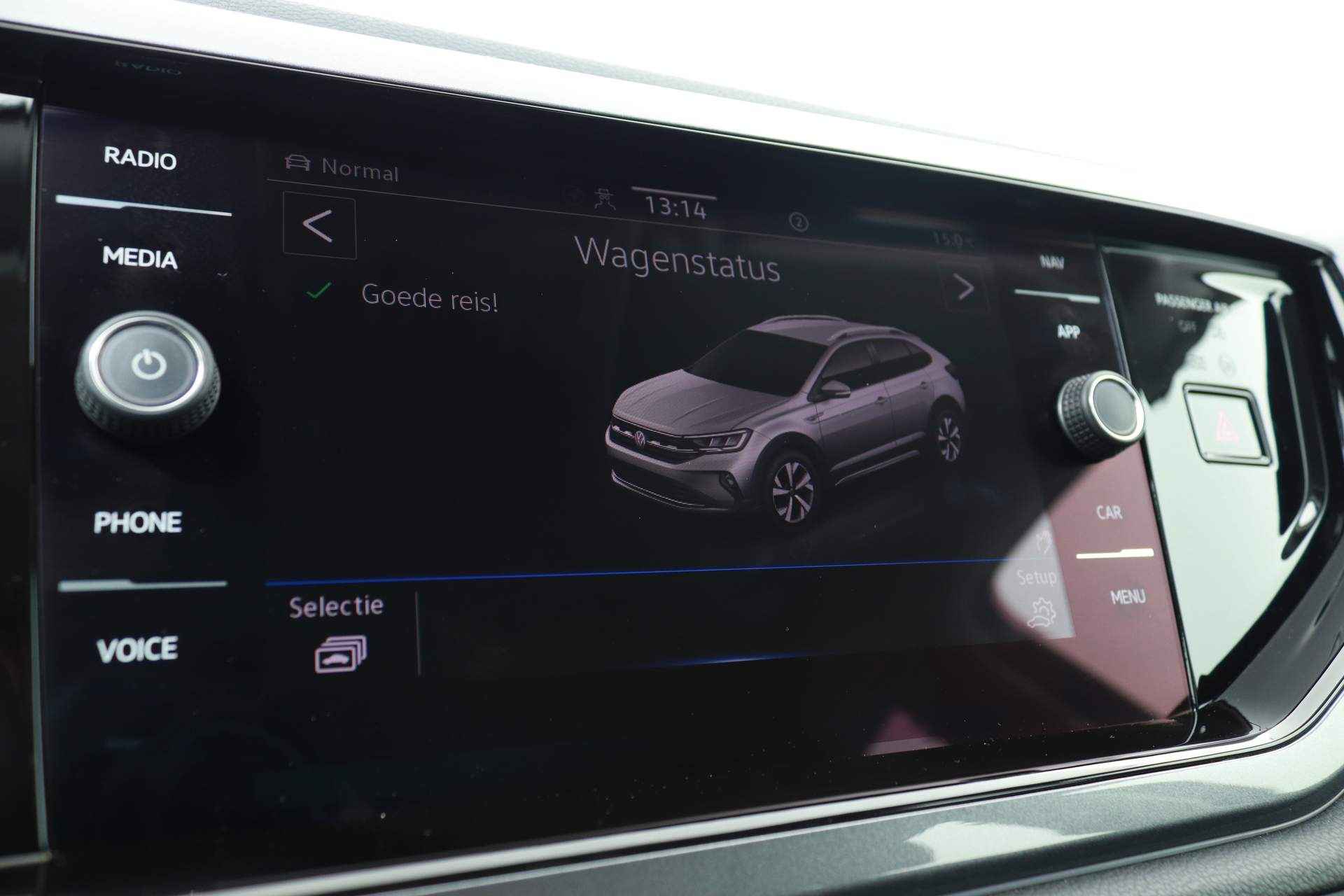 Volkswagen Taigo 1.0 TSI 110PK STYLE PLUS DSG7 | Virtual Cockpit | Camera | Clima | Adaptive Cruise - 48/52